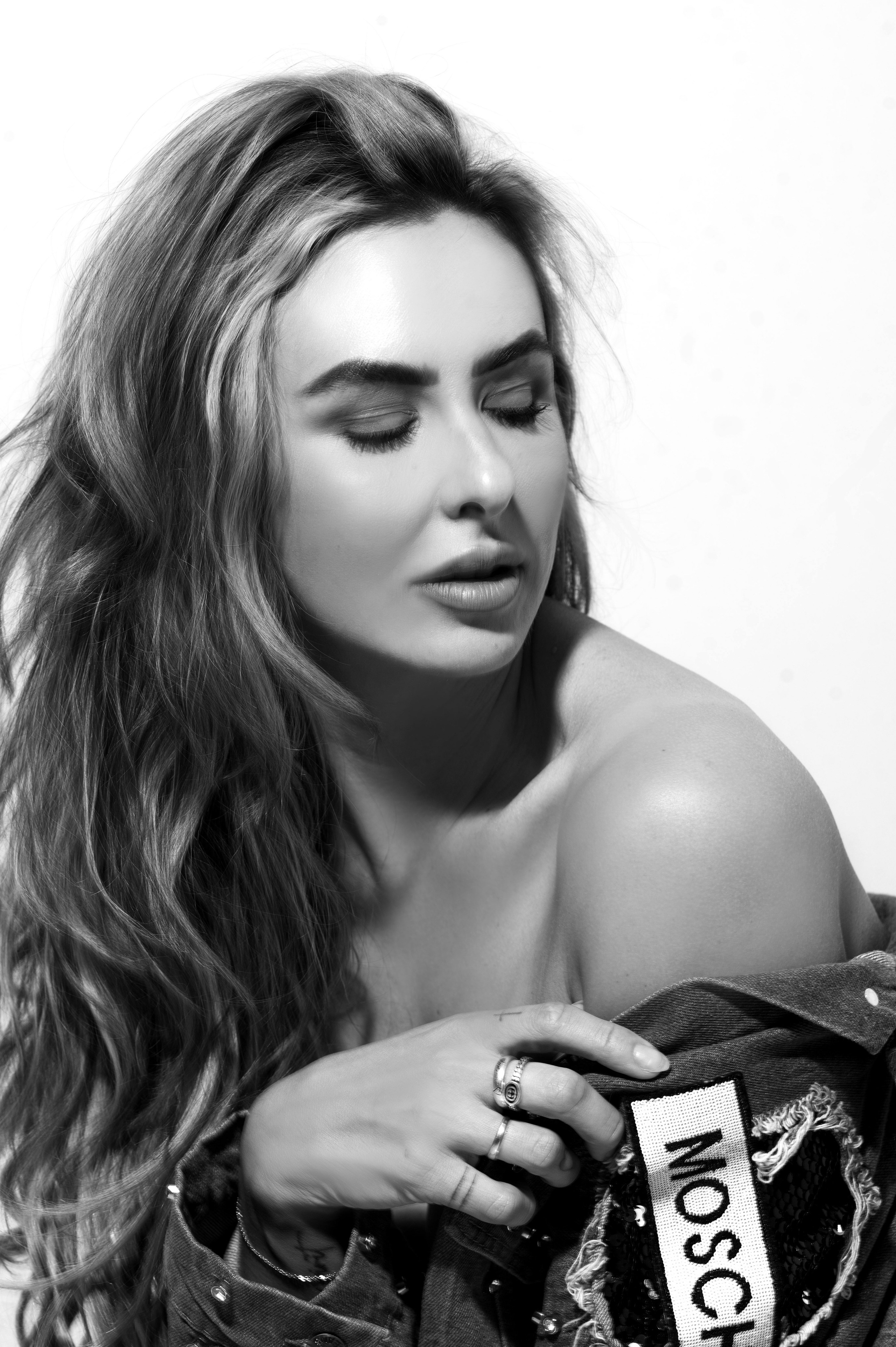 Kelly. Wedding, maternity and family photographer in Charlotte Tasha Minn