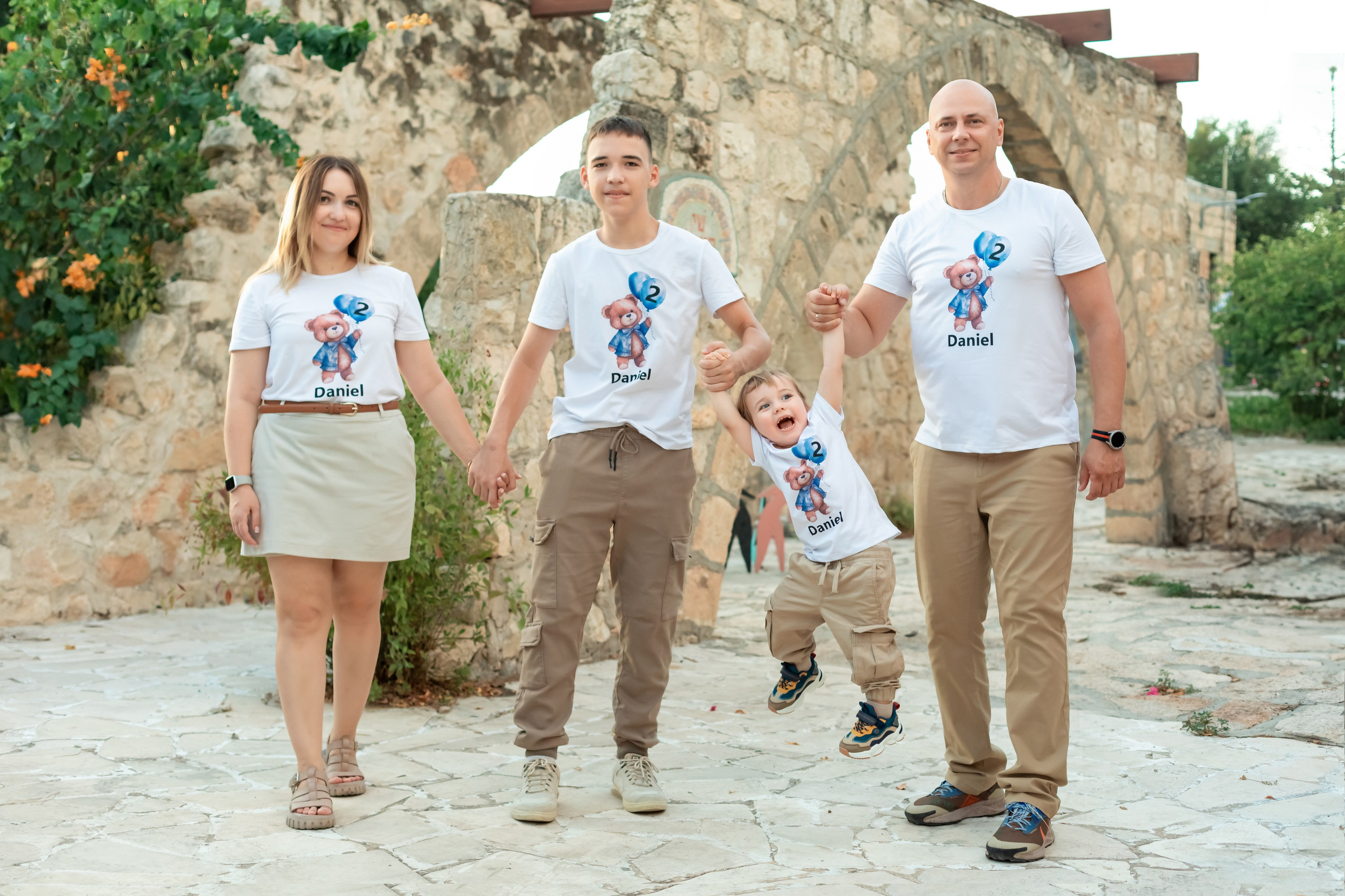 Family photo shoots in Israel. Family photographer in Haifa