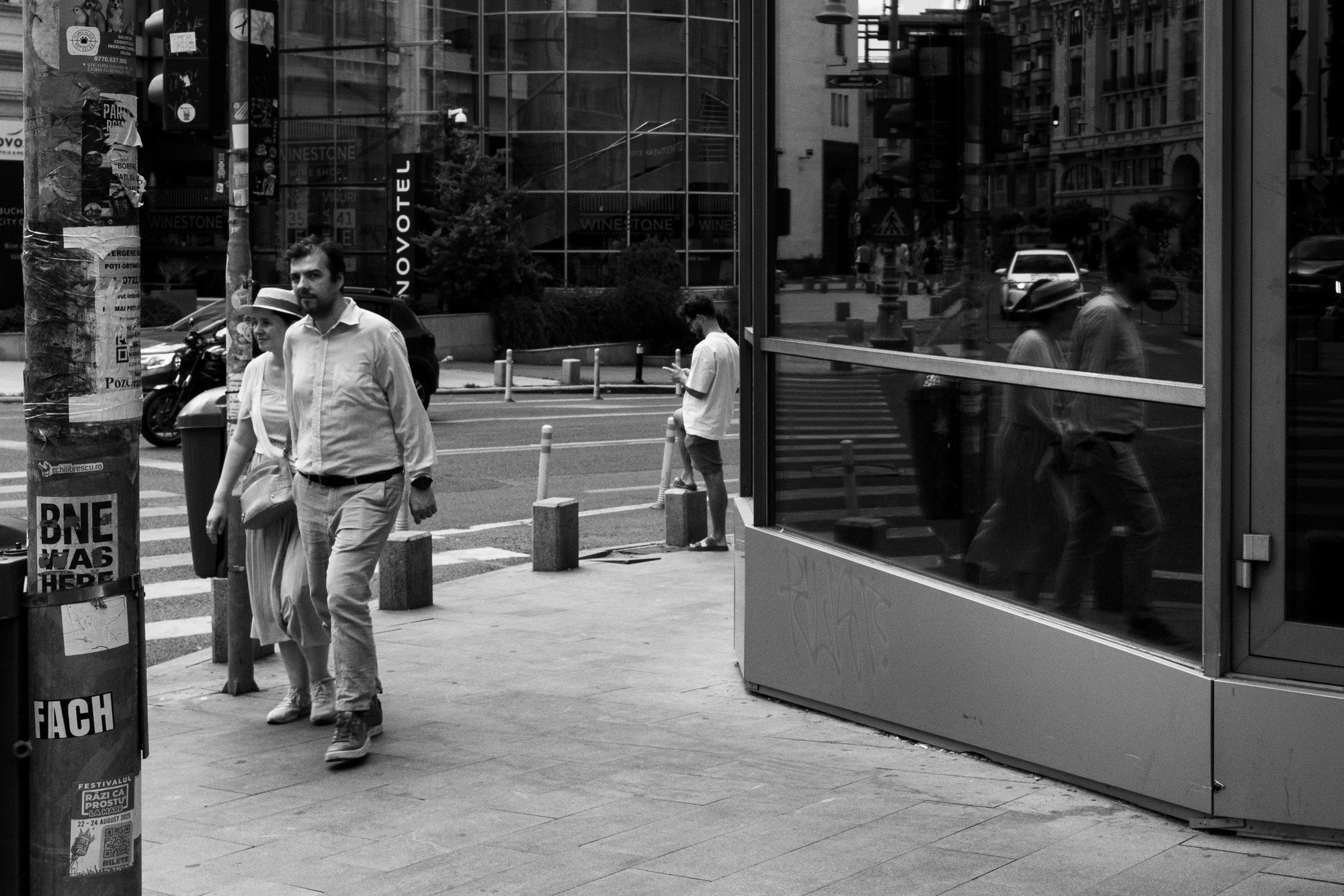 Monochrome. A Creative Insight | Catalin Nastase