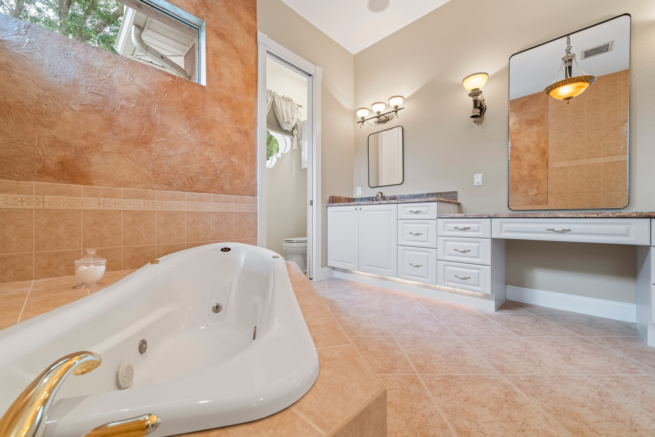 Riverbend Dr, Jacksonville Fl 32 207