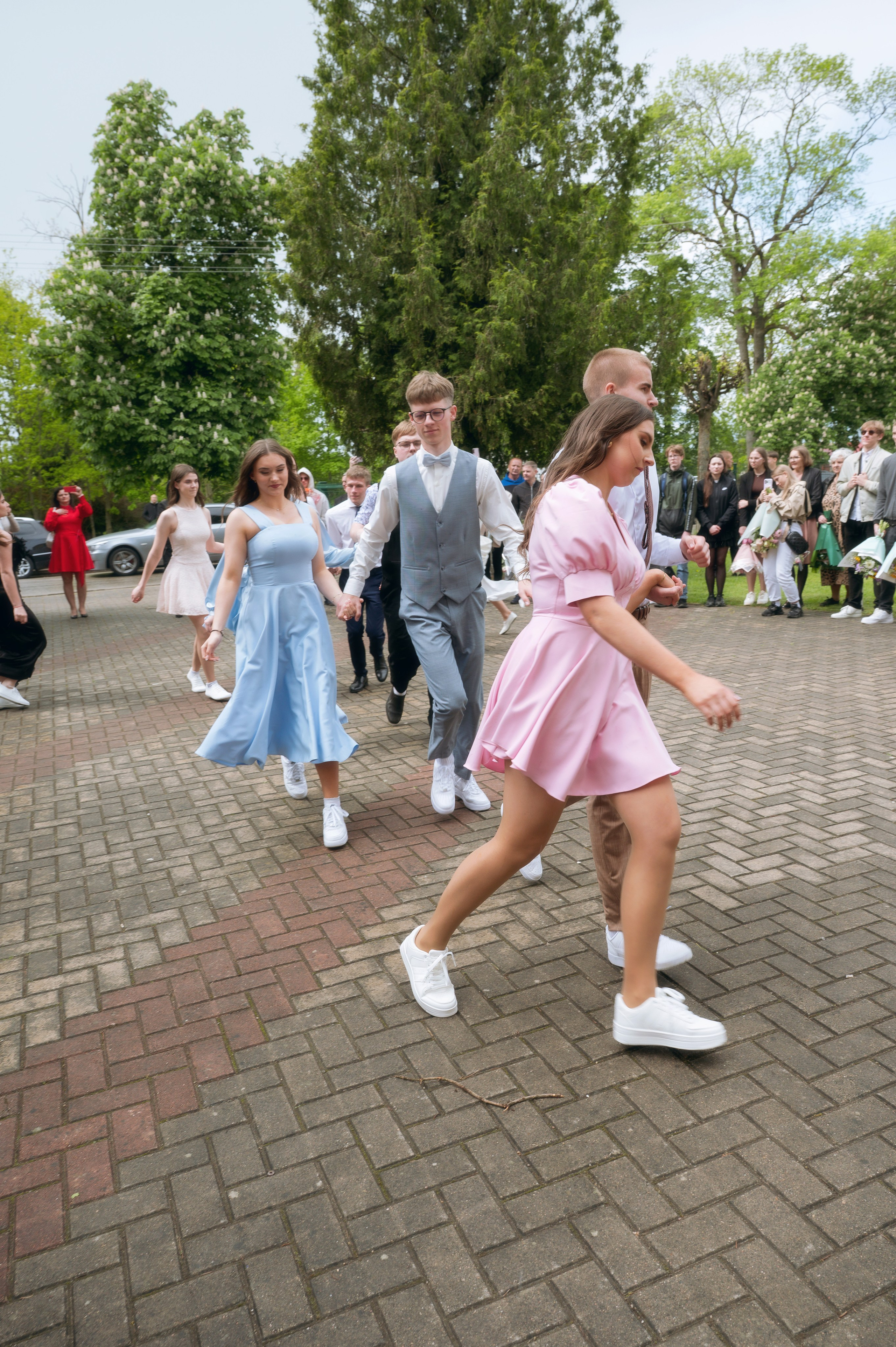 Paskutinis skambutis Joniškėlyje. Vestuvių fotografė Santa Jonuškė | Šiaulių apskritis, Panevėžio apskritis ir visa Lietuva