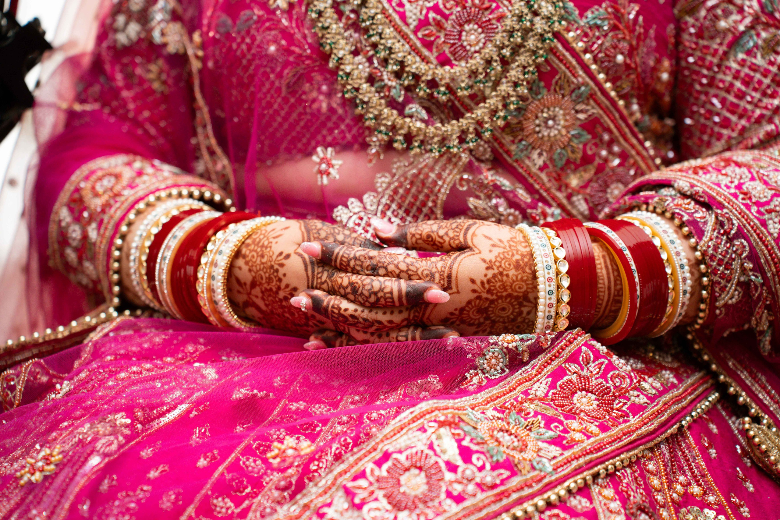 Melbourne CBD wedding photographerYarra Valley artistic wedding photosMornington Peninsula bold wedding photographyIndustrial wedding venues Melbourne photography Urban elopement photographer Melbourne