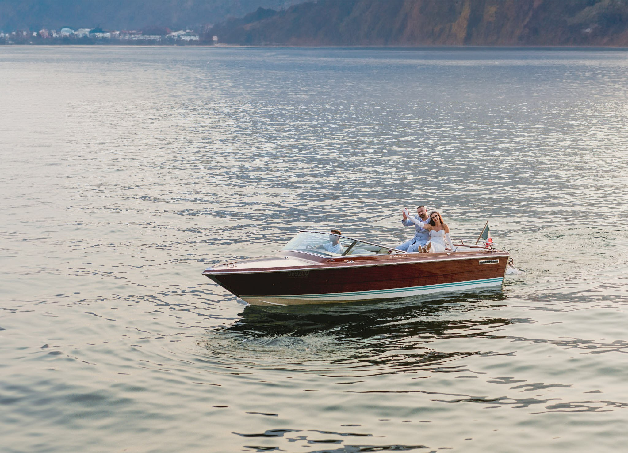Persida & Ergys. Fotografo matrimonio Lago di Como Ferrari Media Production