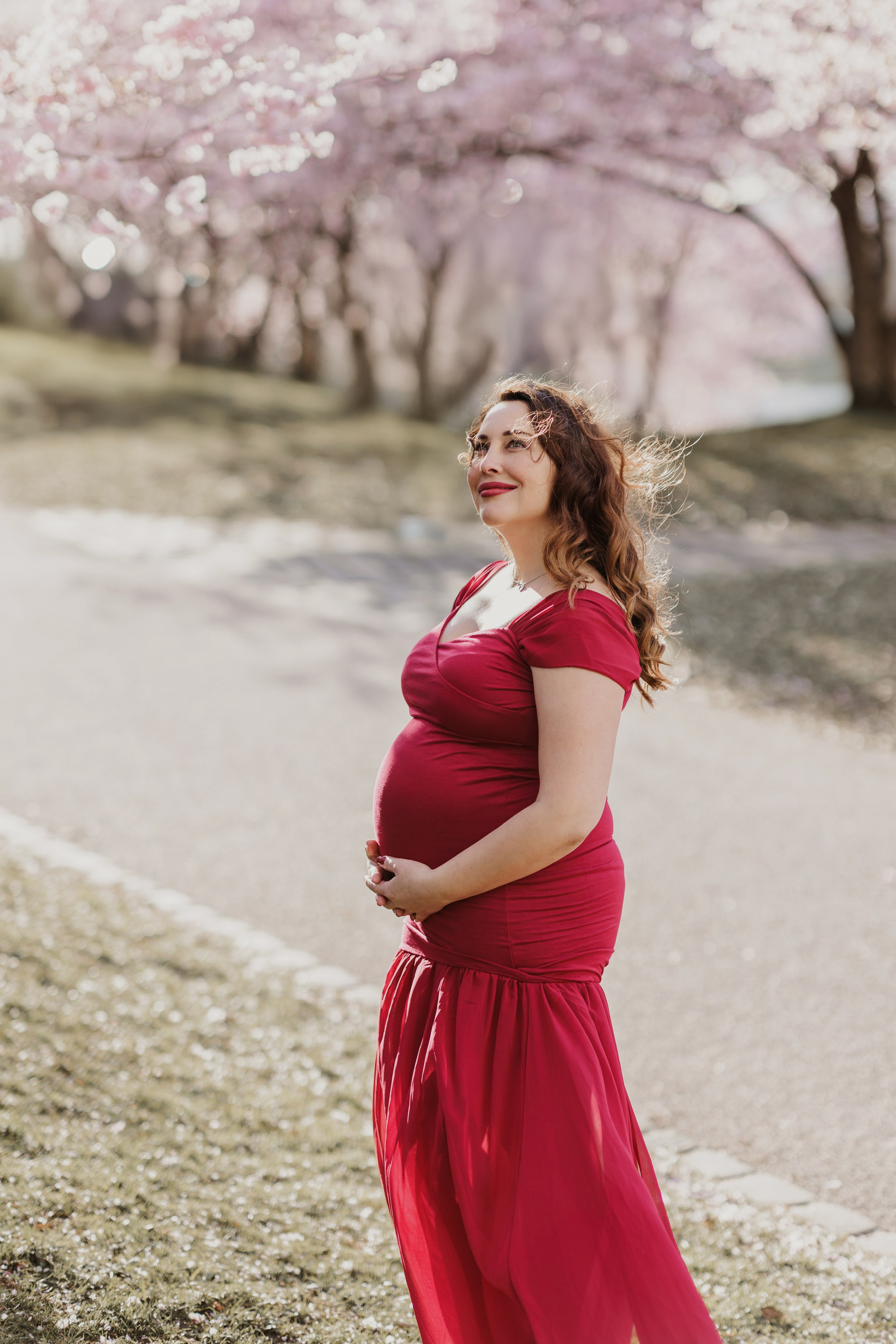 Belly Shooting im  Olympia Park. Family Fotografer in München und Umgebung