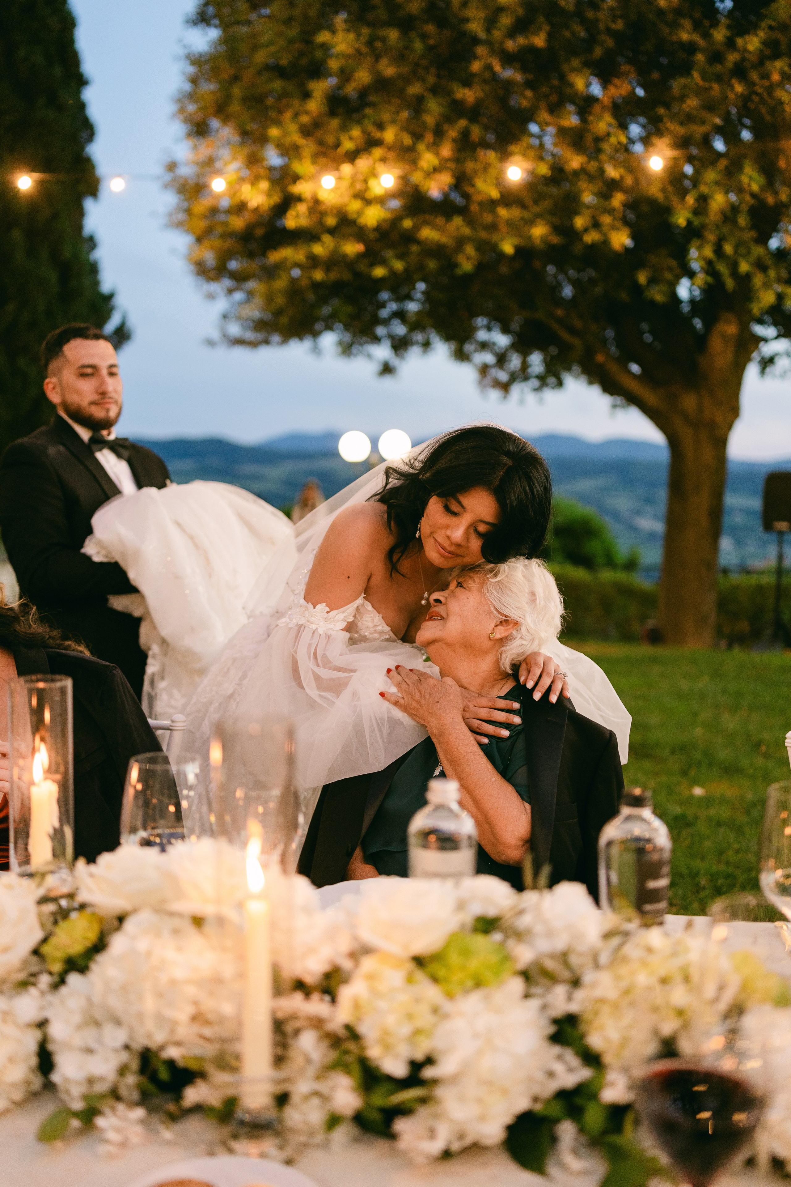Elisa and John. Sara Luca Wedding Photographer in Italy and Europe