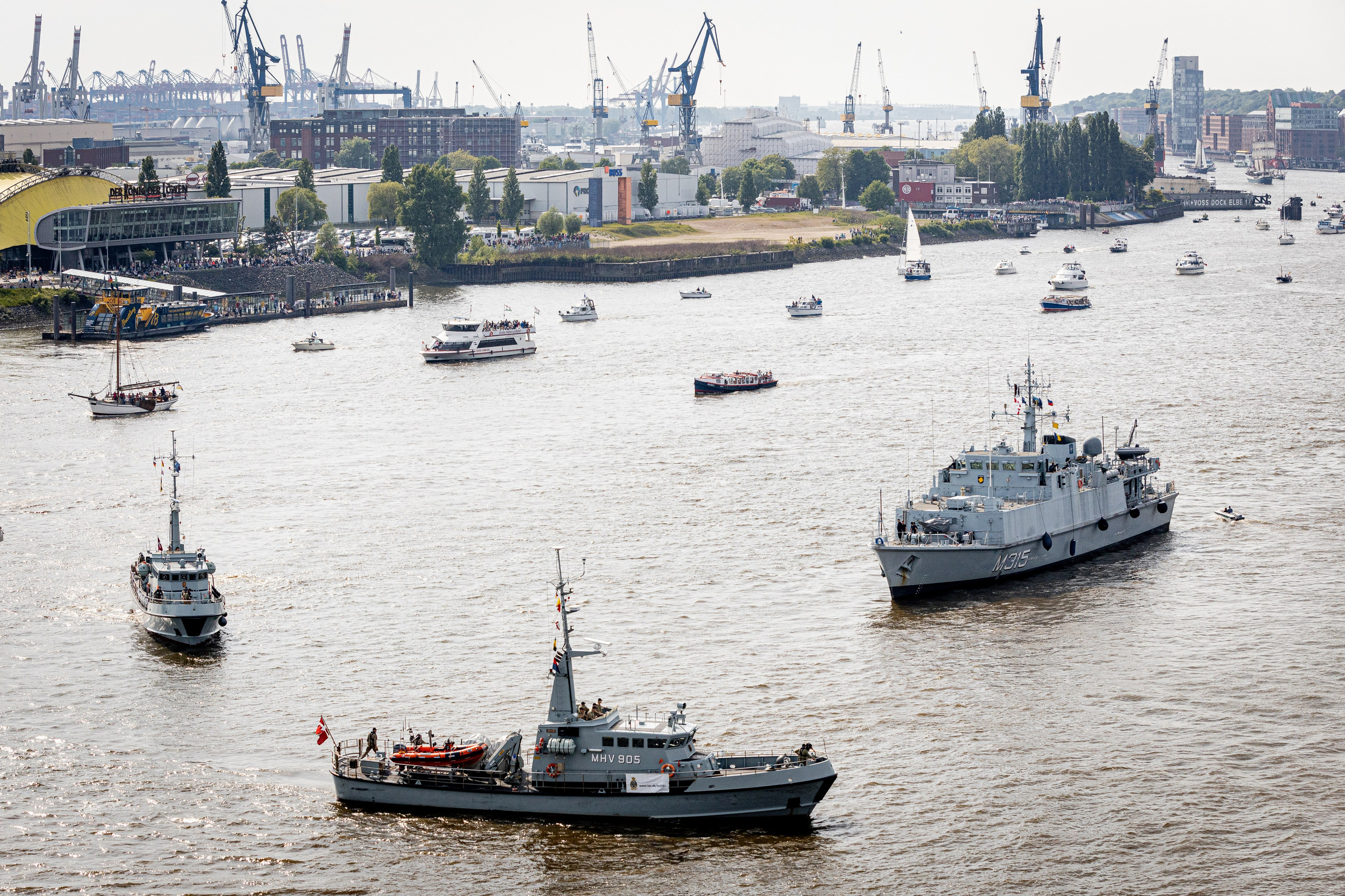 Hafengeburtstag 2024. Фотограф в Германии — Михаэль Барон