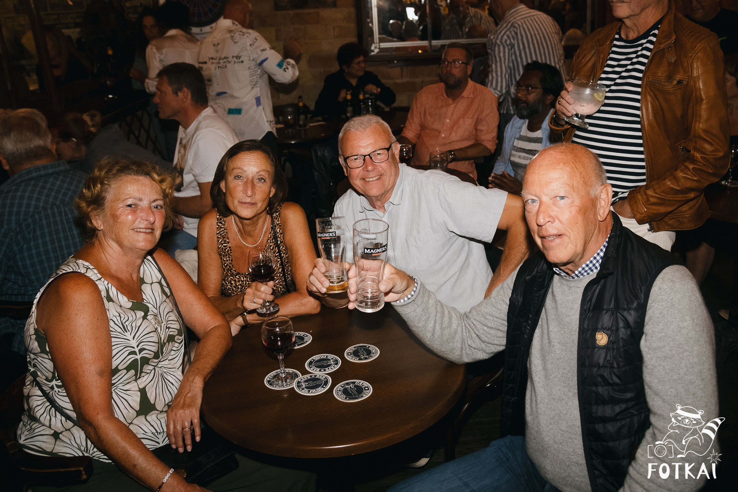 Фоторепортаж JAM Night в El Paso Bar, Torrevieja — живая музыка и атмосфера Коста-Бланки | FOTKAI