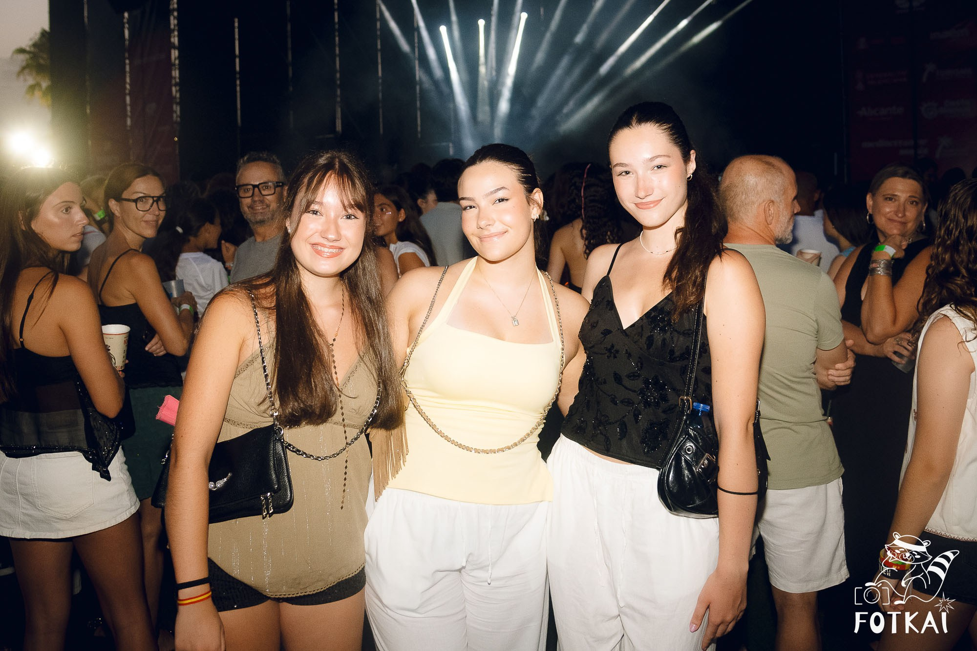 Gira OT 2025 en El Muelle Live Alicante — Fotos del concierto, Operación Triunfo 2026 | FOTKAI
