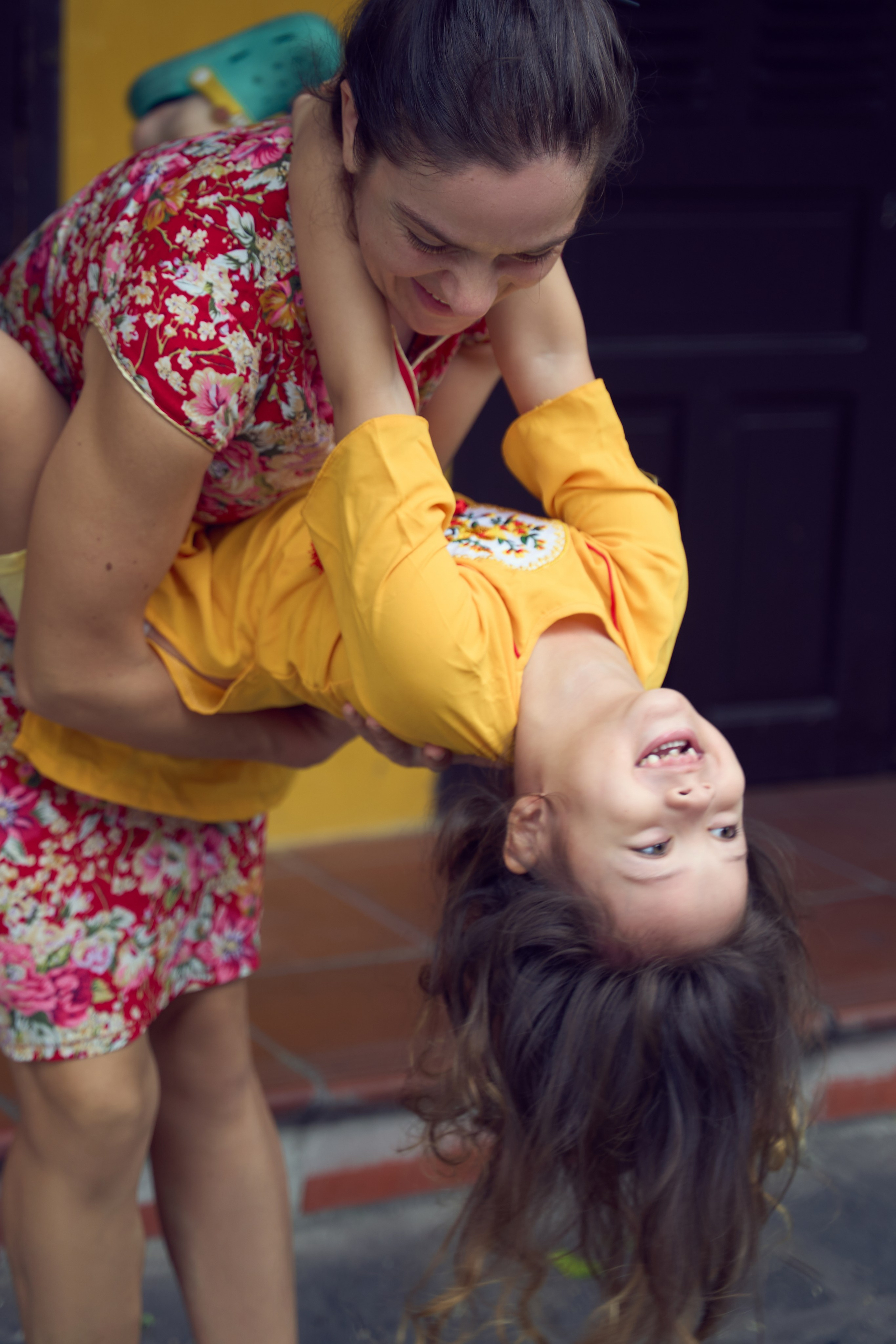 Family Photography in Hoi An | Natural & Candid Moments. Photographer in Hoi An — Veronika Guzenko. Natural photoshoots for couples, families and solo travelers. Book your shoot today