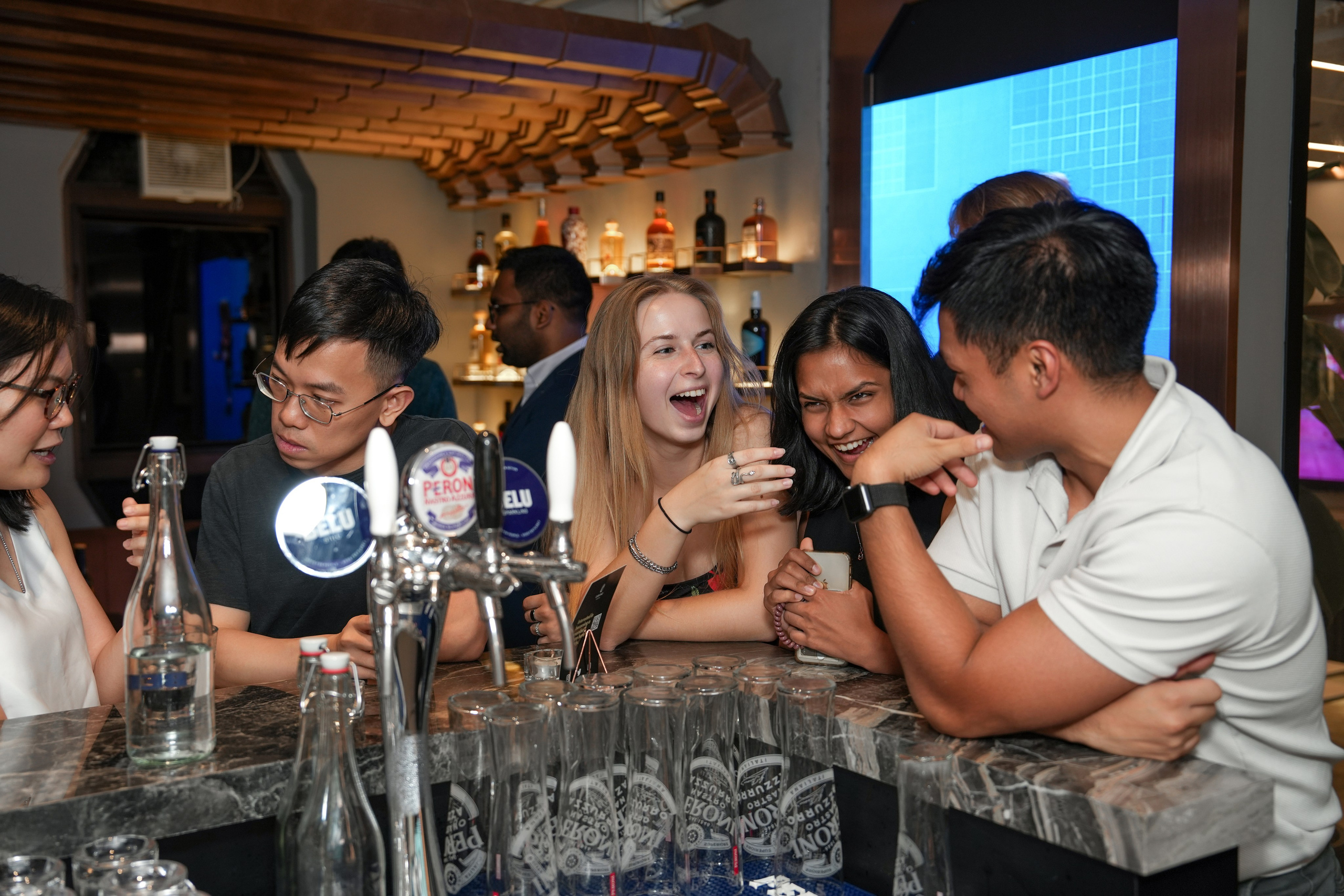 DEFACTOR | CLUB DAO. PHOTOGRAPHER IN HONG KONG (WEDDING, FASHION, FAMILY, EVENTS)