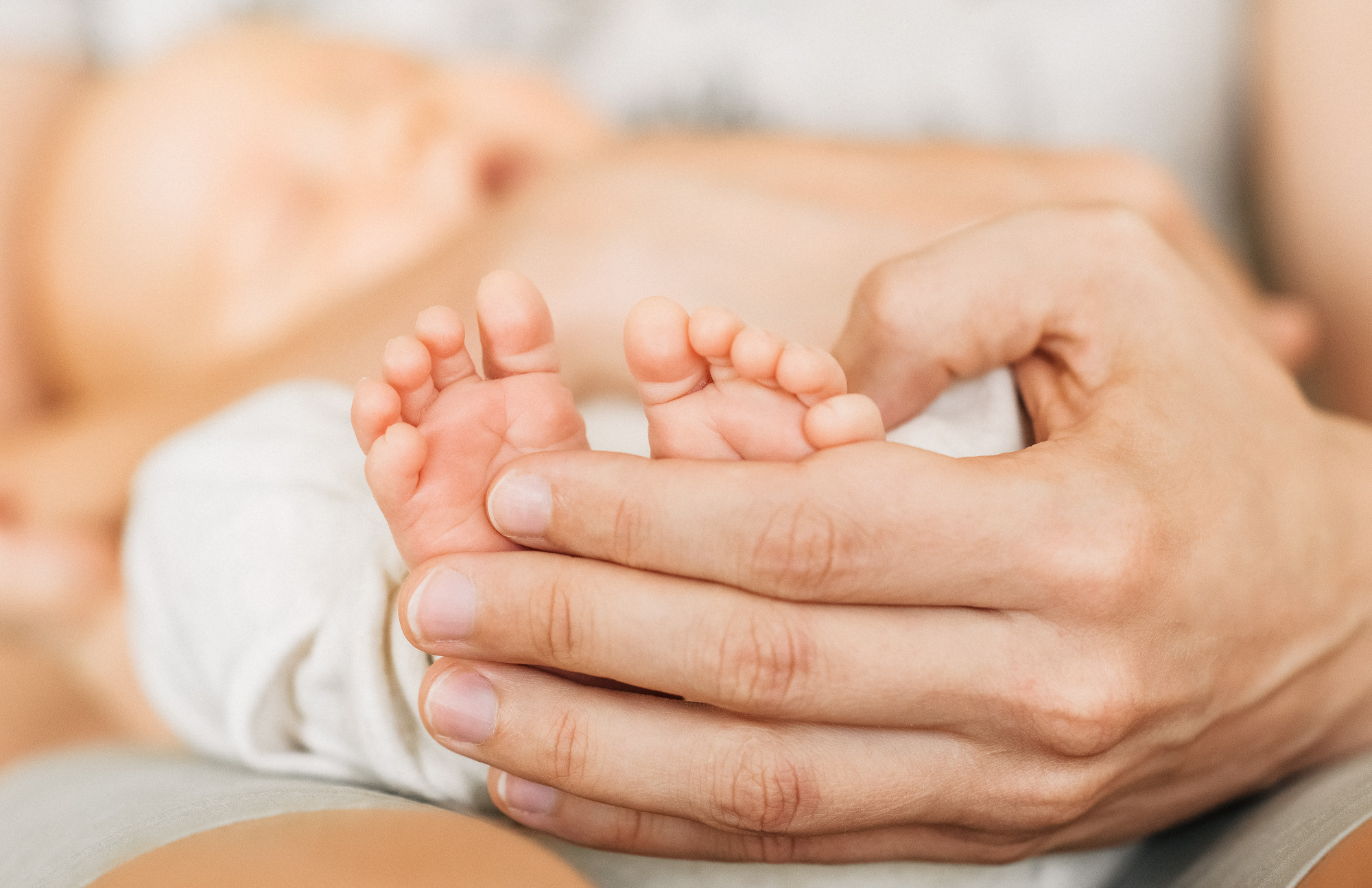 Домашняя фотосессия новорожденного малыша в Праге. Семейный и свадебный фотограф в Праге Наталья Федори