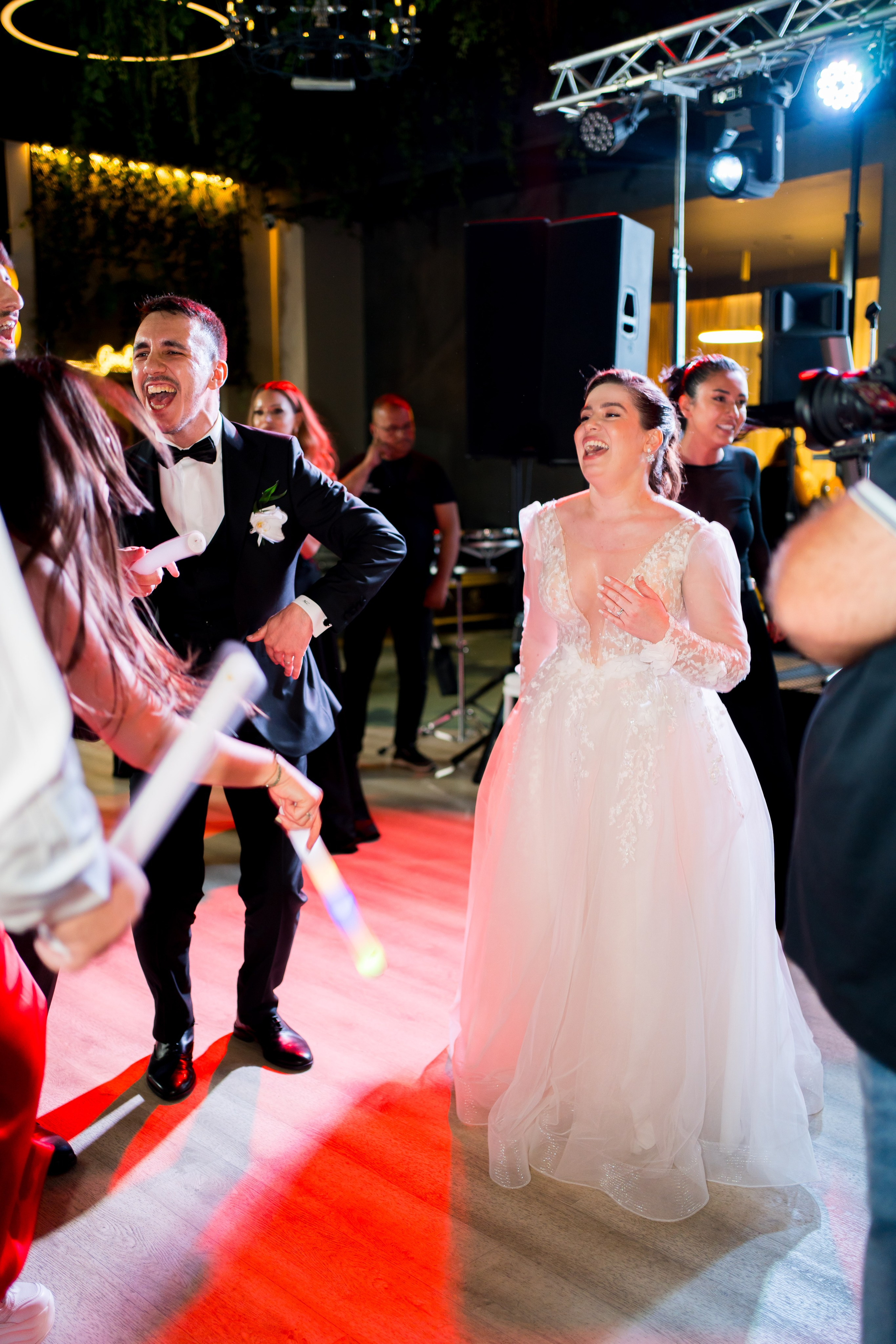 PARTY. Gabriel Florea — Fotograf nuntă București