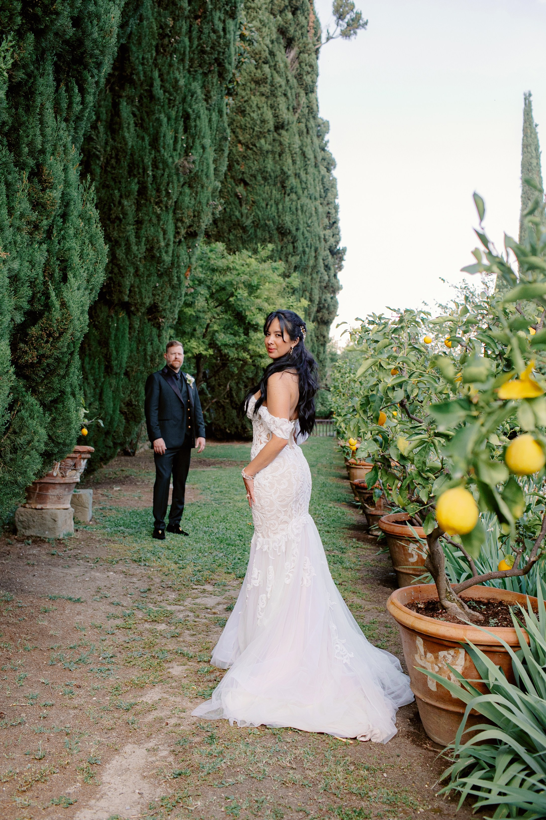 Tuscany Castello di Montegufoni wedding. Iurkovski PHOTOGRAPHY in Europe. Luxury destination weddings and events