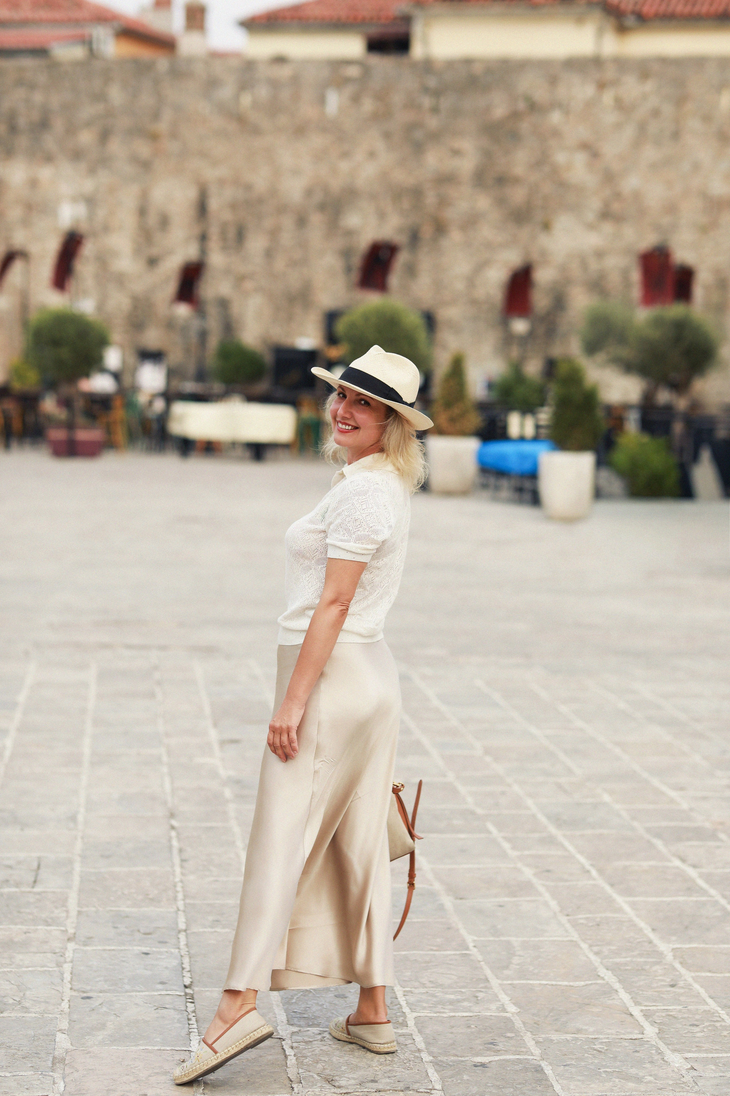 Family Walk in Budva Old Town. Фотограф в Черногории Валерия Комар