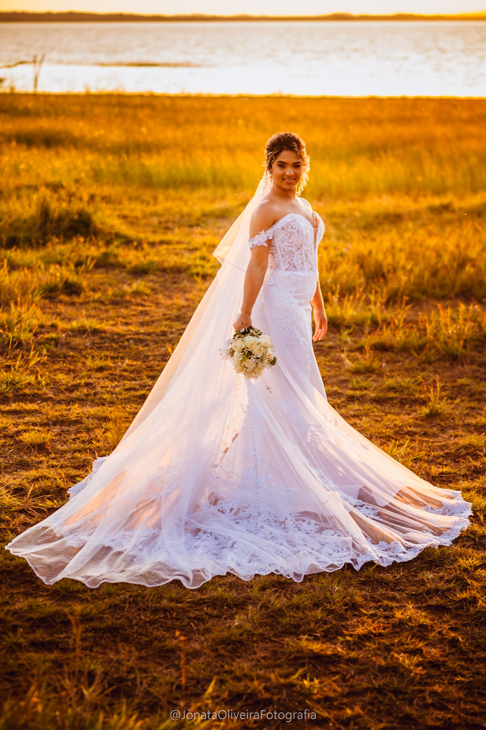 Vestido de noiva making of da noiva. Fotografia de casamentos e ensaios em avaré Jônata Oliveira
