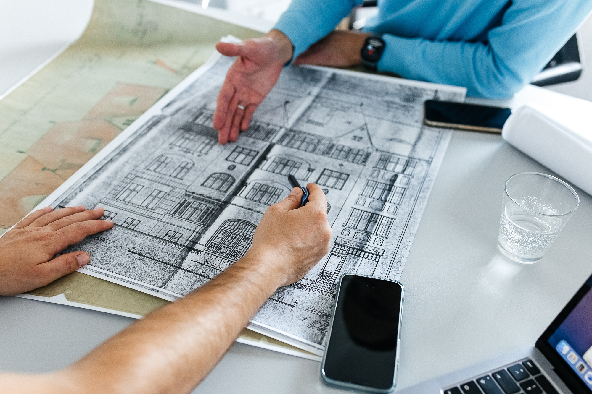 Unternehmensfotografie für Verwaltungsbüro. Hochzeitsfotografie in Berlin Nataliia Schütze