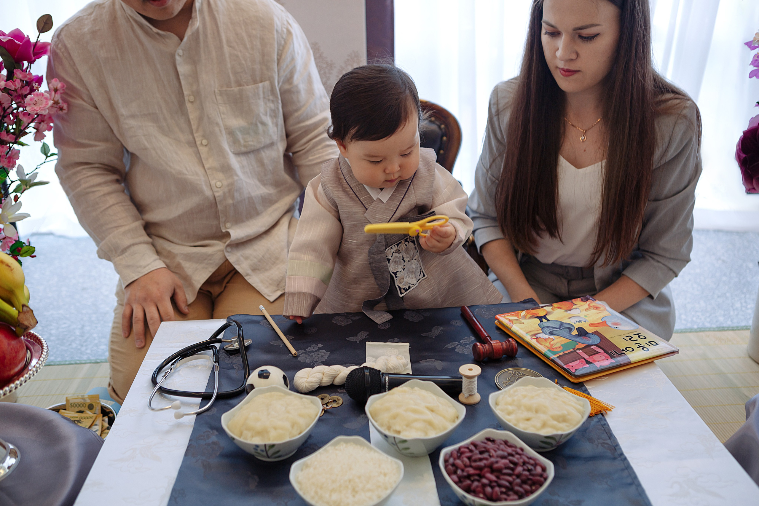 Тимофей в студии. Фотограф беременности, ньюборн и годовасиков в Корее Жанна Хан