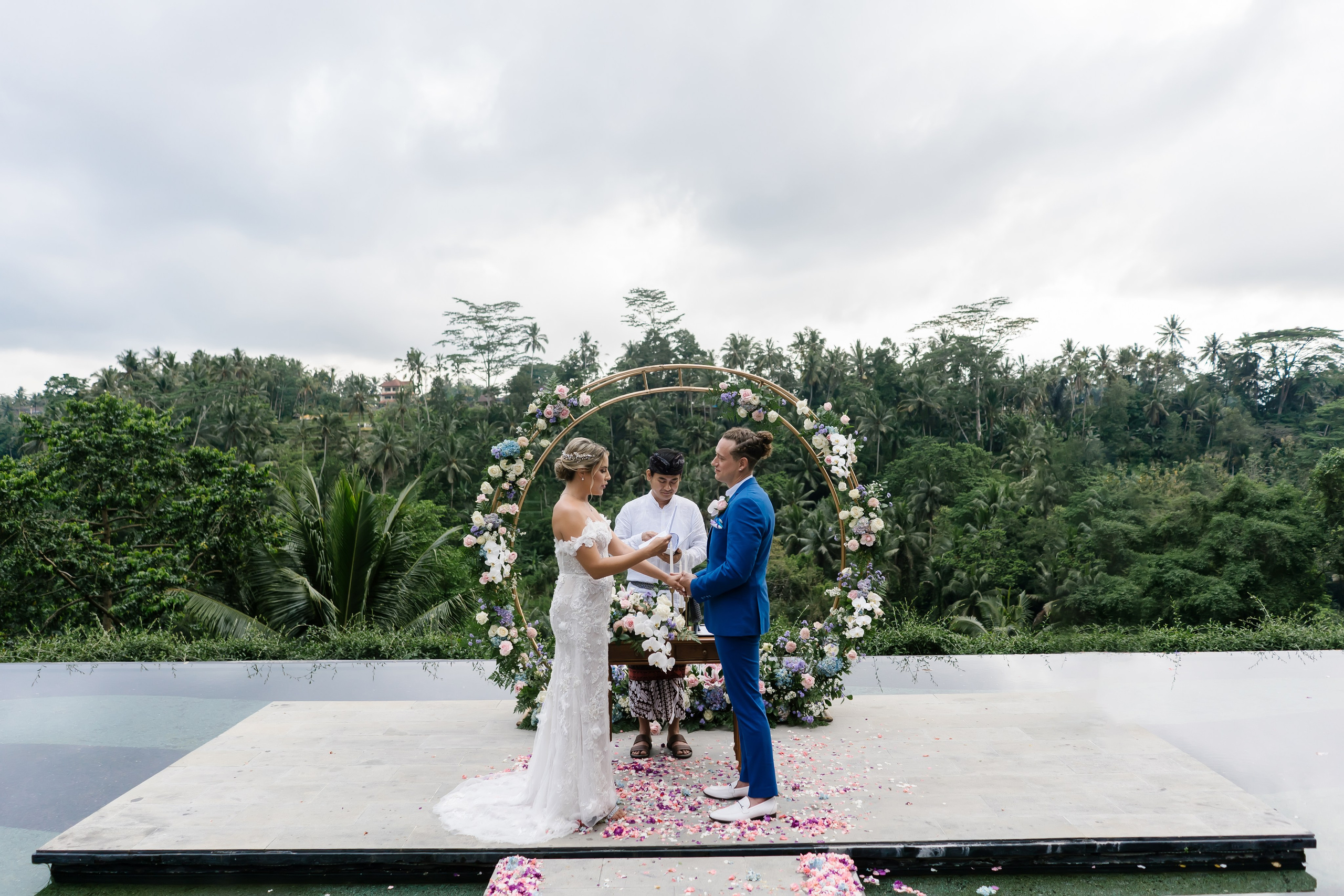 Jamie & Jordan. Female Photographer in Bali
