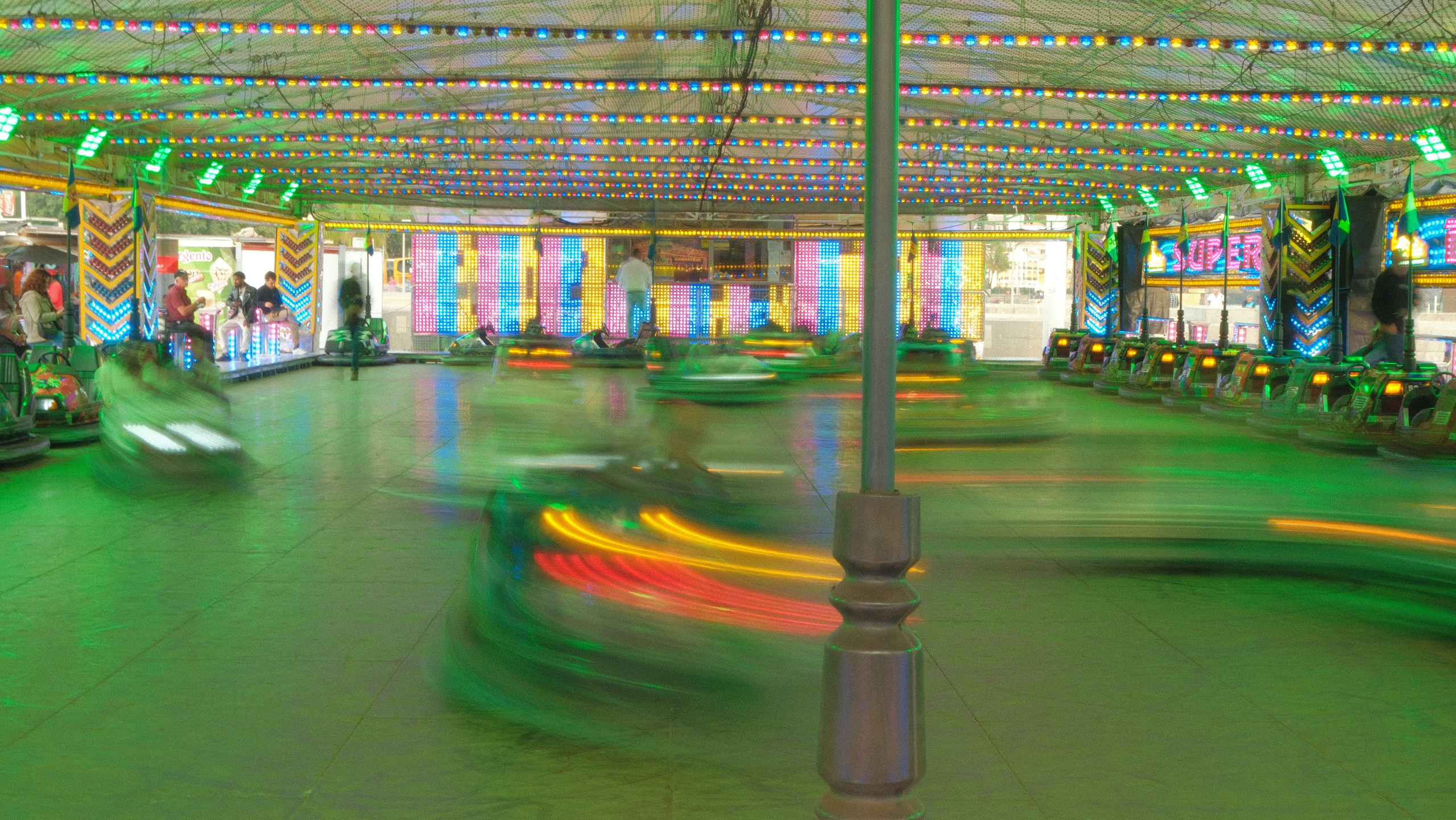 Funfair in Funchal. Portrait photographer in Madeira — Marina Shtukina