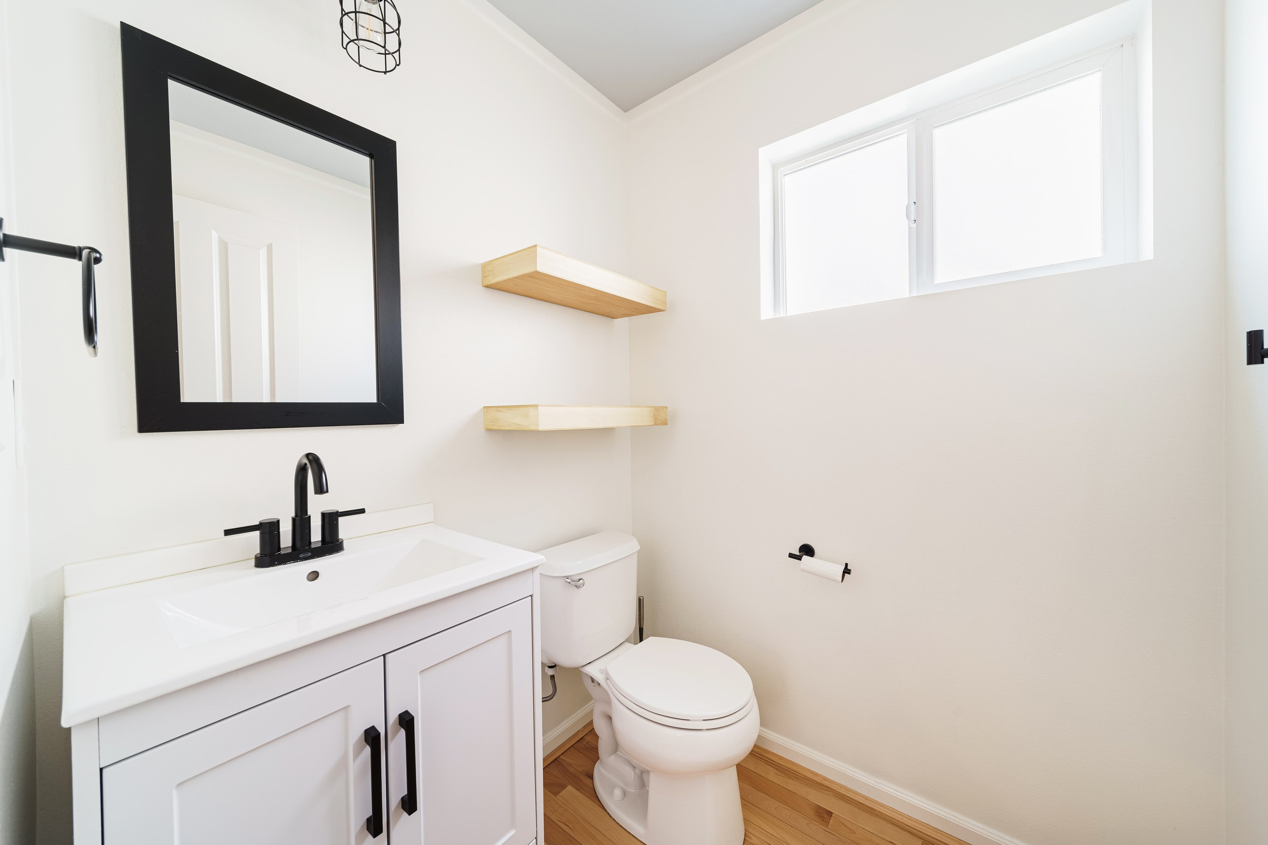 Real Estate photography. Washington state. EVAN ARISTOV WEDDING PHOTOGRAPHY — Seattle Wedding Photographer