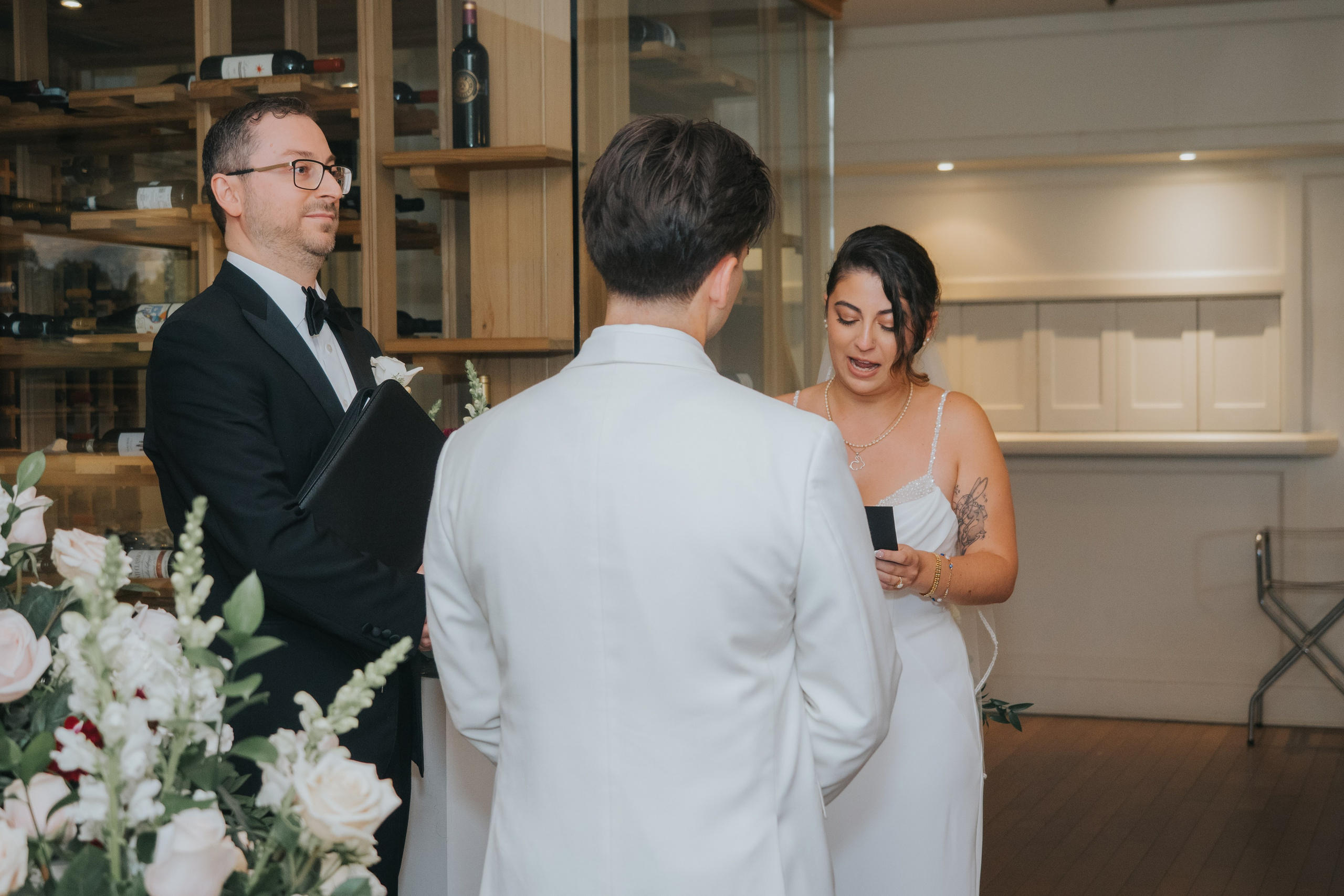 Wedding of Cassandra and Loïc in Beaconsfield, Montreal. Wedding and Family Photography Montreal Muriel Oe Photo