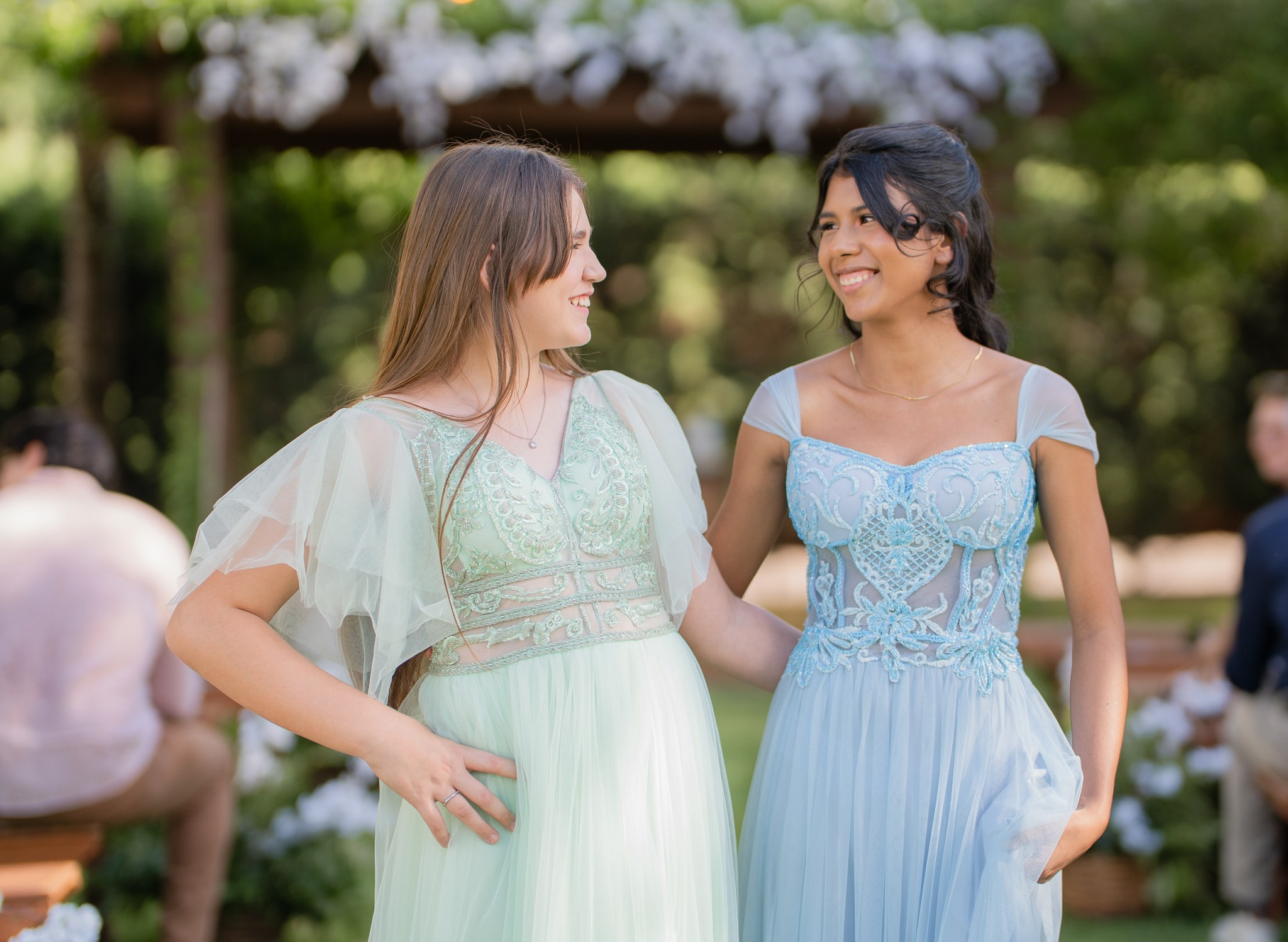 Larissa & Vinicius — Espaço Faveral / Aararaquara. Robson Colaço