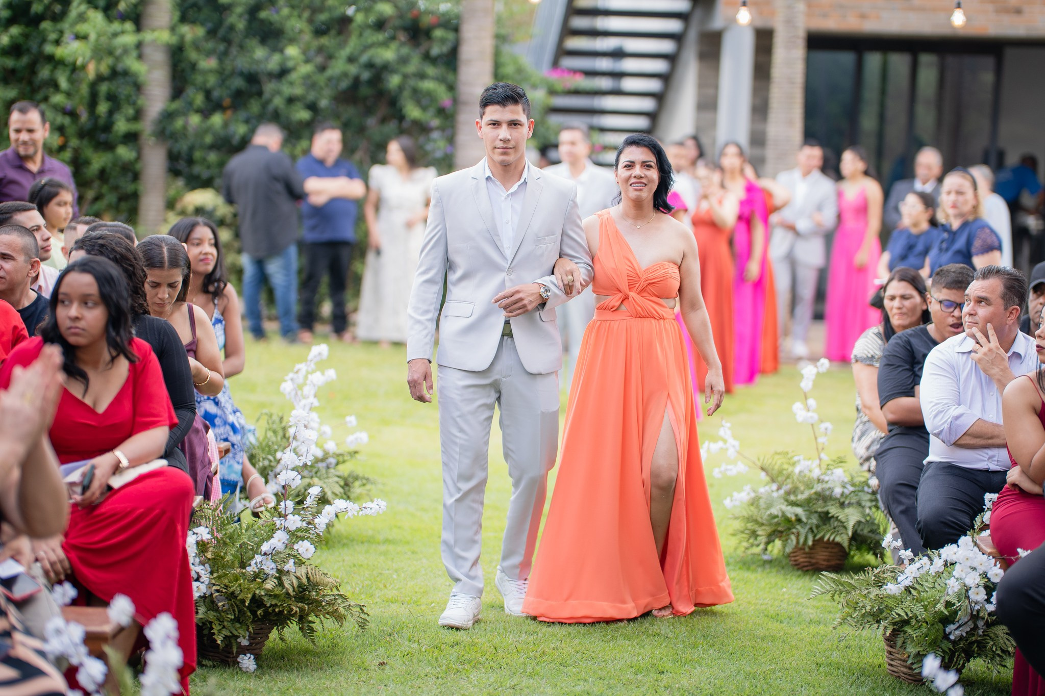 Larissa & Vinicius — Espaço Faveral / Aararaquara. Robson Colaço