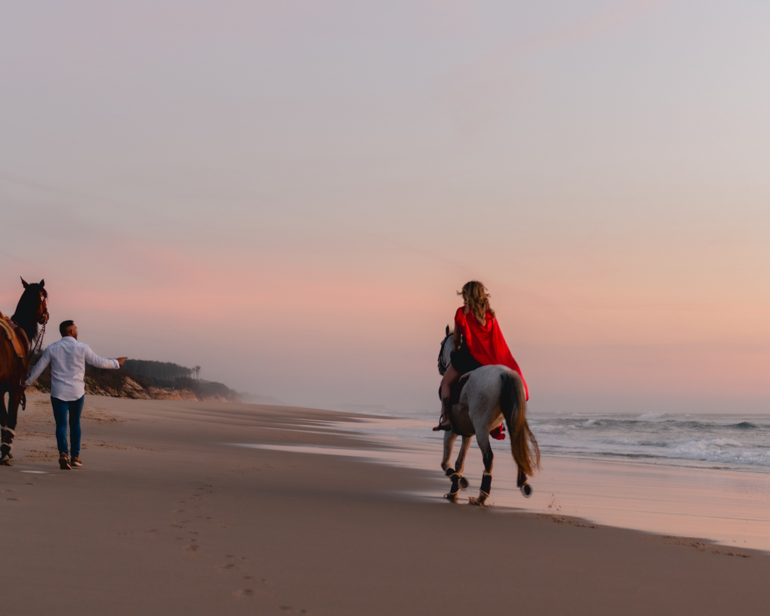 STORIES OF LOVE. Anastasiia Antoniuk portrait, family and couple photographer, Portugal