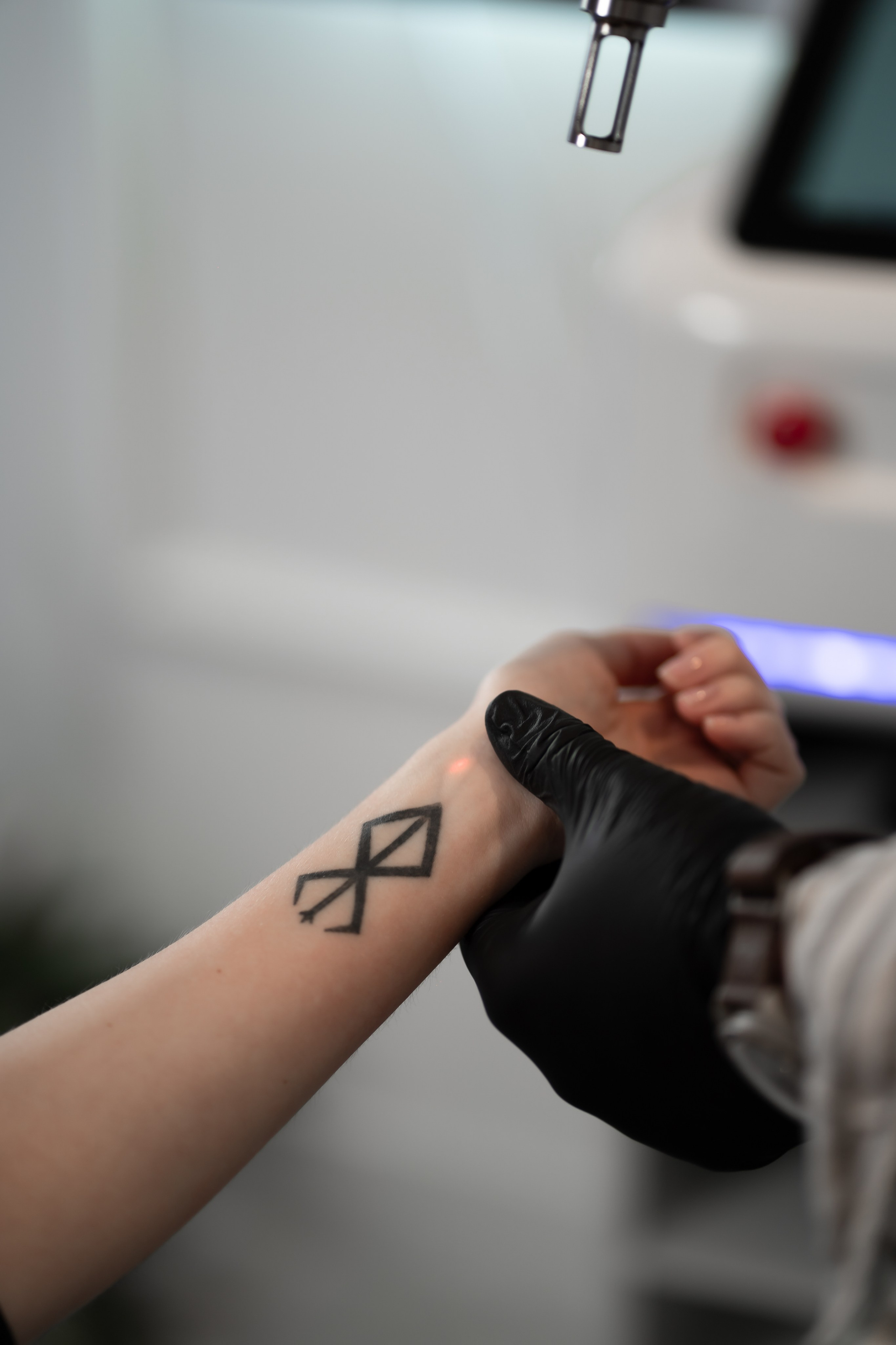 Comercial. Holigood foto y video reportaje de bodas en San Sebastián y Europa