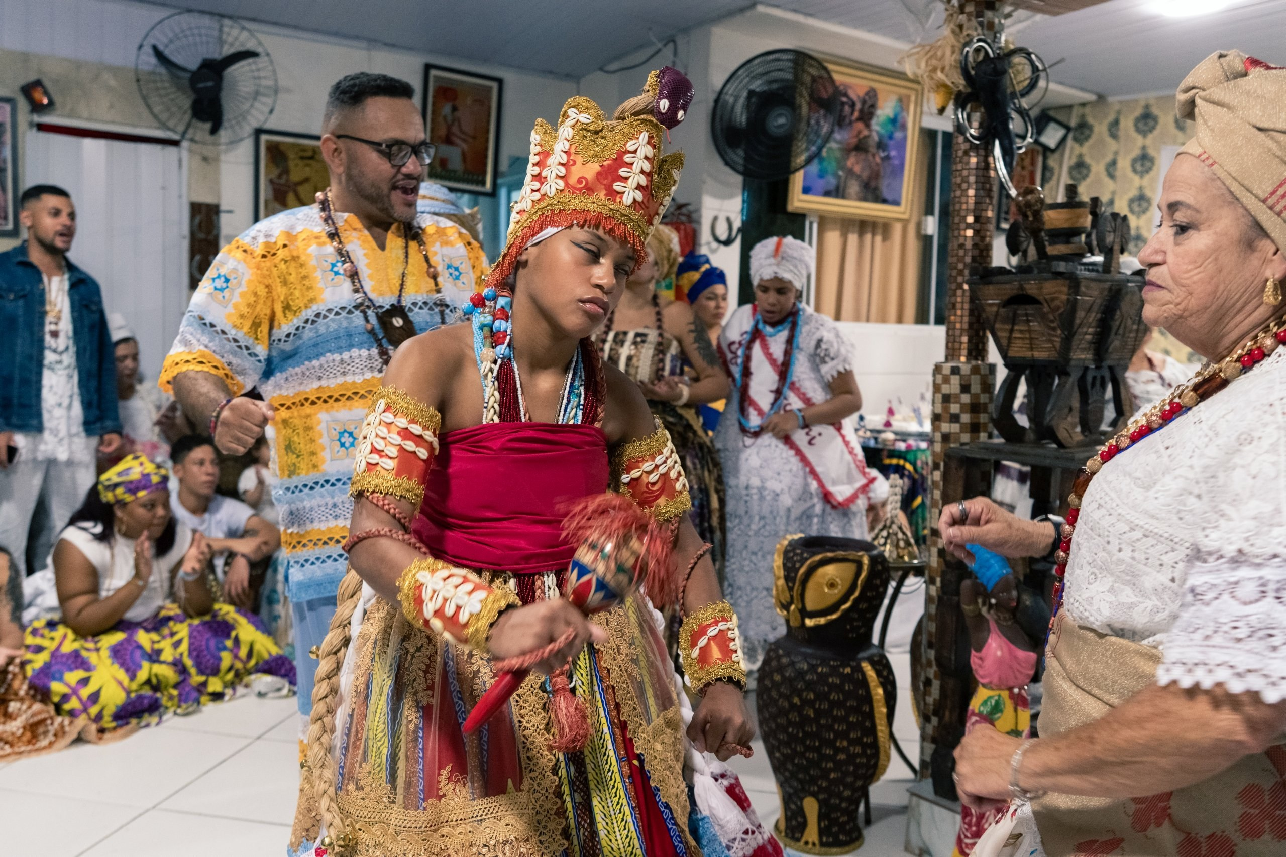 19/04/2025 — Iniciação Oloyê Pablo, Ajoyê Maria Júlia e Iyawo Arthur. Aladá Produções