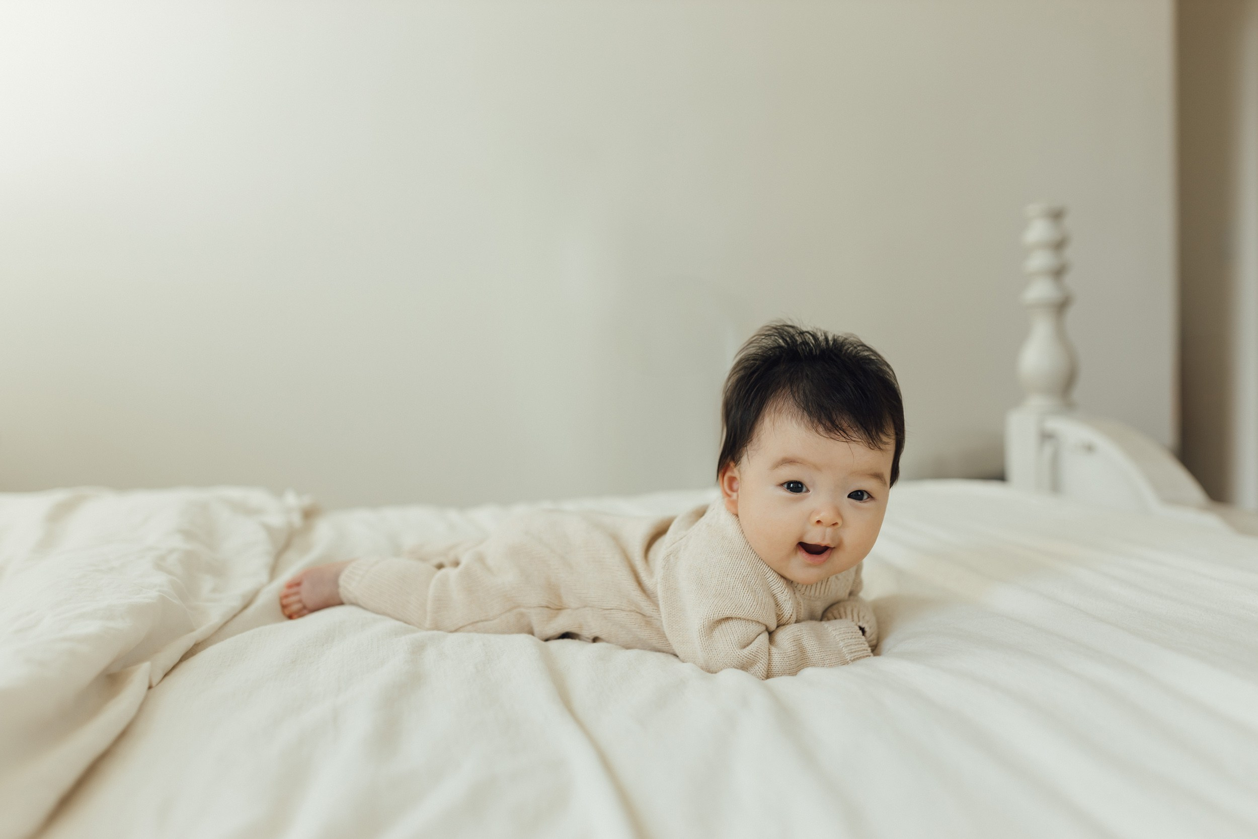 Home Photo Session. Maternity, newborn photographer in the Bay Area|Iryna Rakivnenko