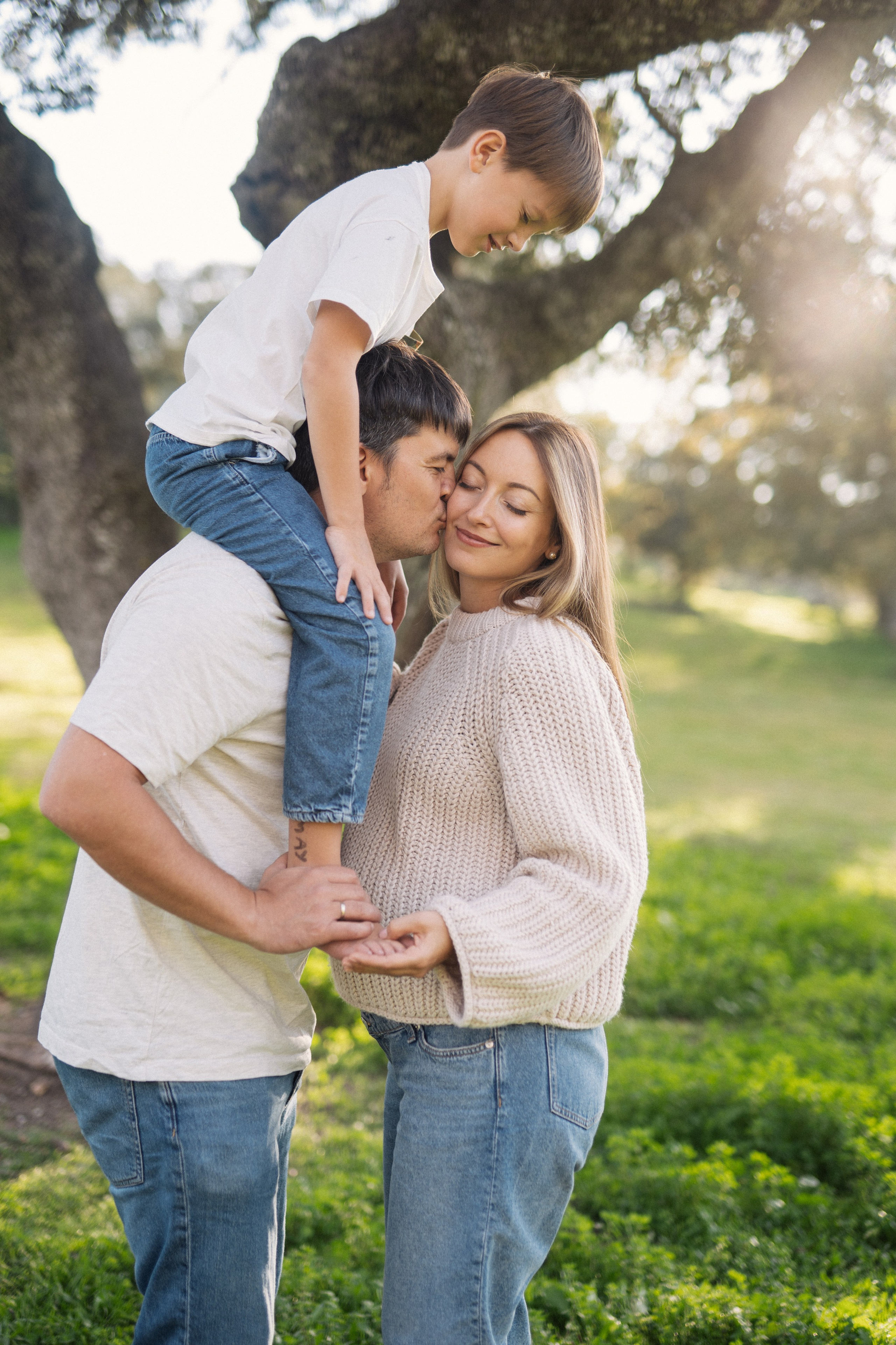 Family Session Photography in Spain. Photographer in Madrid, Spain. Alyona Belyaninova