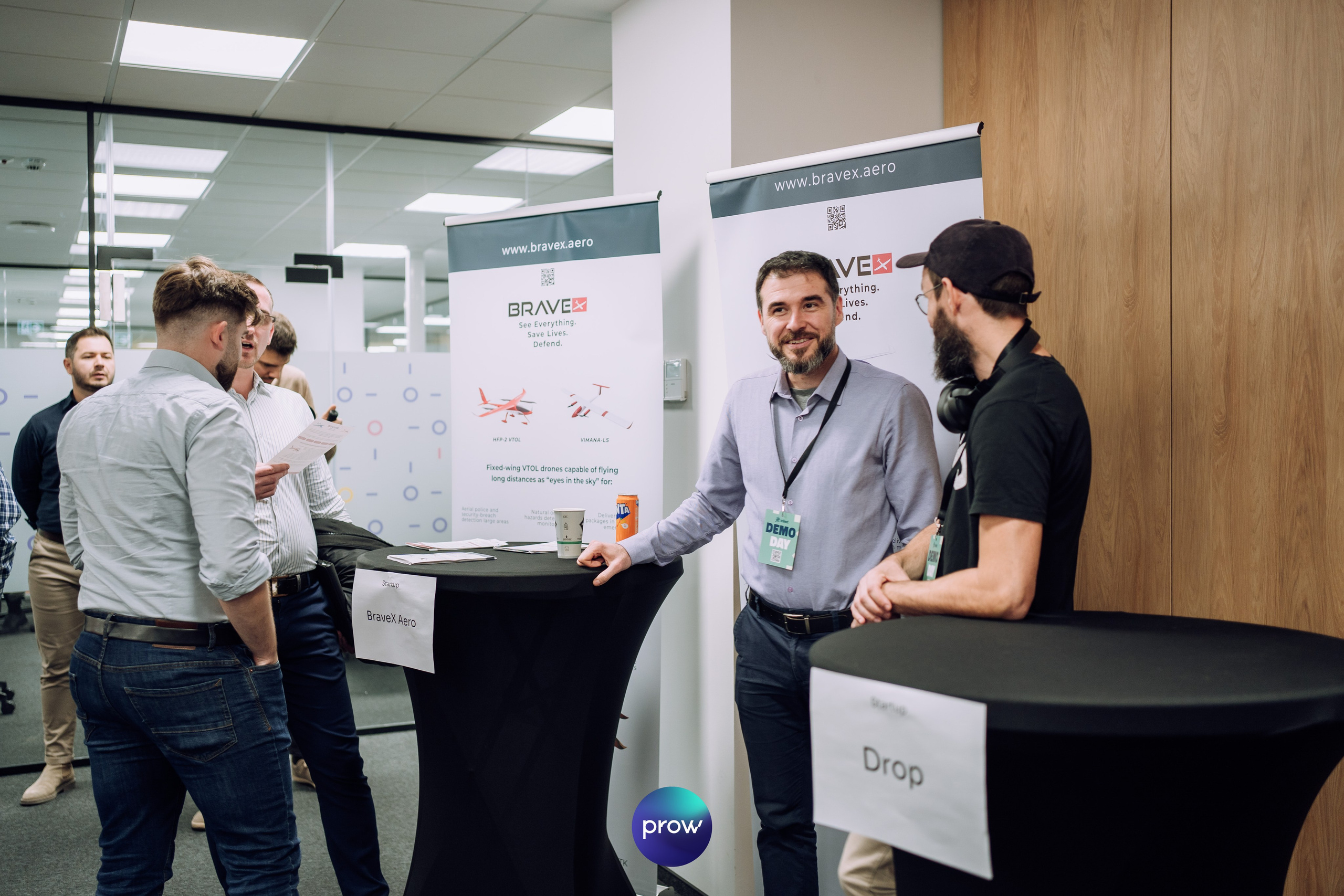 InVest DemoDay @ Cowork. Cozac Cristian Photographer