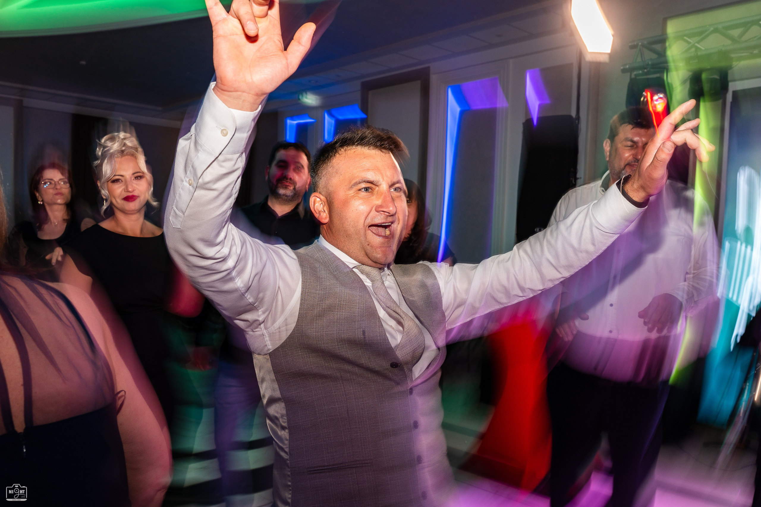 Iulian Arsinte | Fotograf Nunta | R+C. Iulian Arsinte - Fotograf de Nunta - Neamt, Bacau, Suceava, Iasi