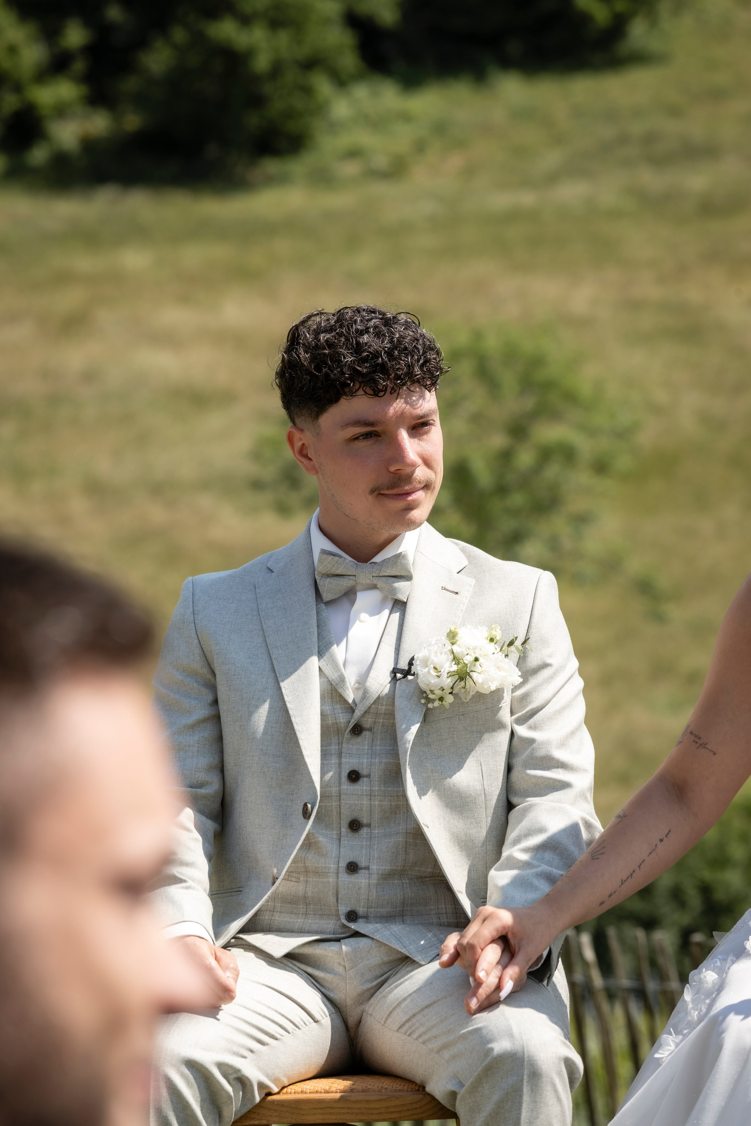 Modern Château Wedding in Occitanie — Domaine de Merlac. Eugénie Smirnova — Wedding & Elopement Photographer in Southwest France