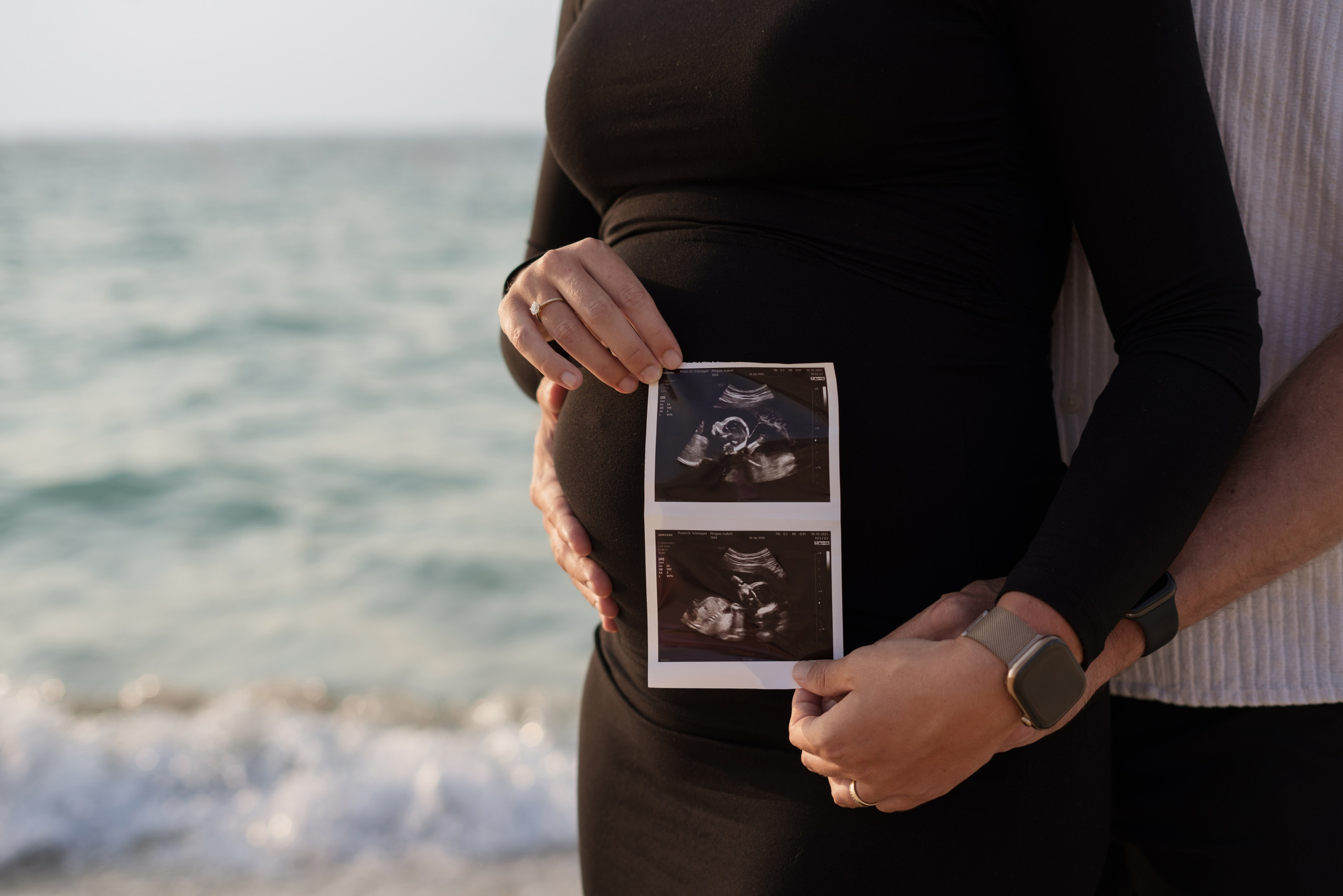 Golden time. Angela Iakovleva — Family Photographer in Dubai