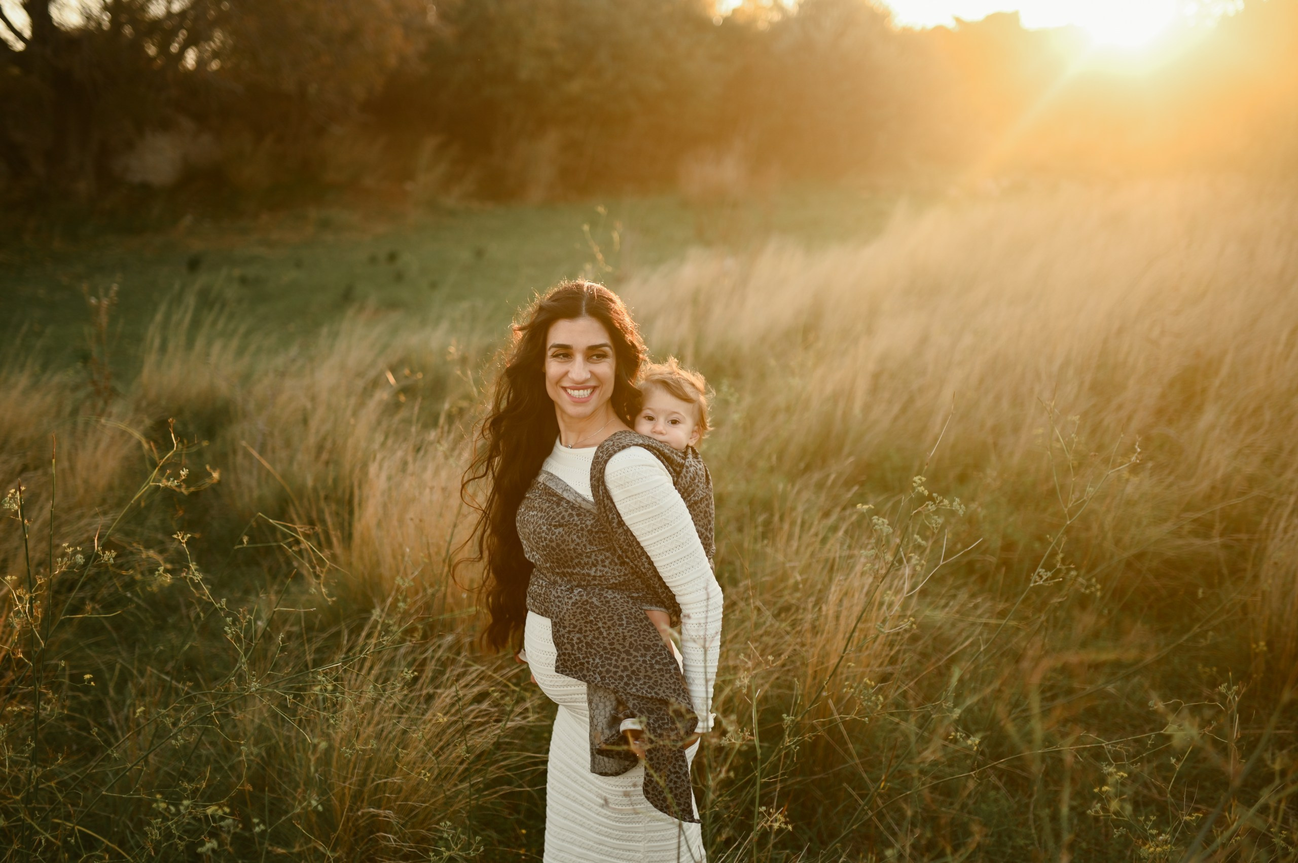 Pregnancy announcement photoshoot Rhodes. Φωτογράφος νεογέννητων στη Ρόδο. Φωτογράφιση εγκυμοσύνης