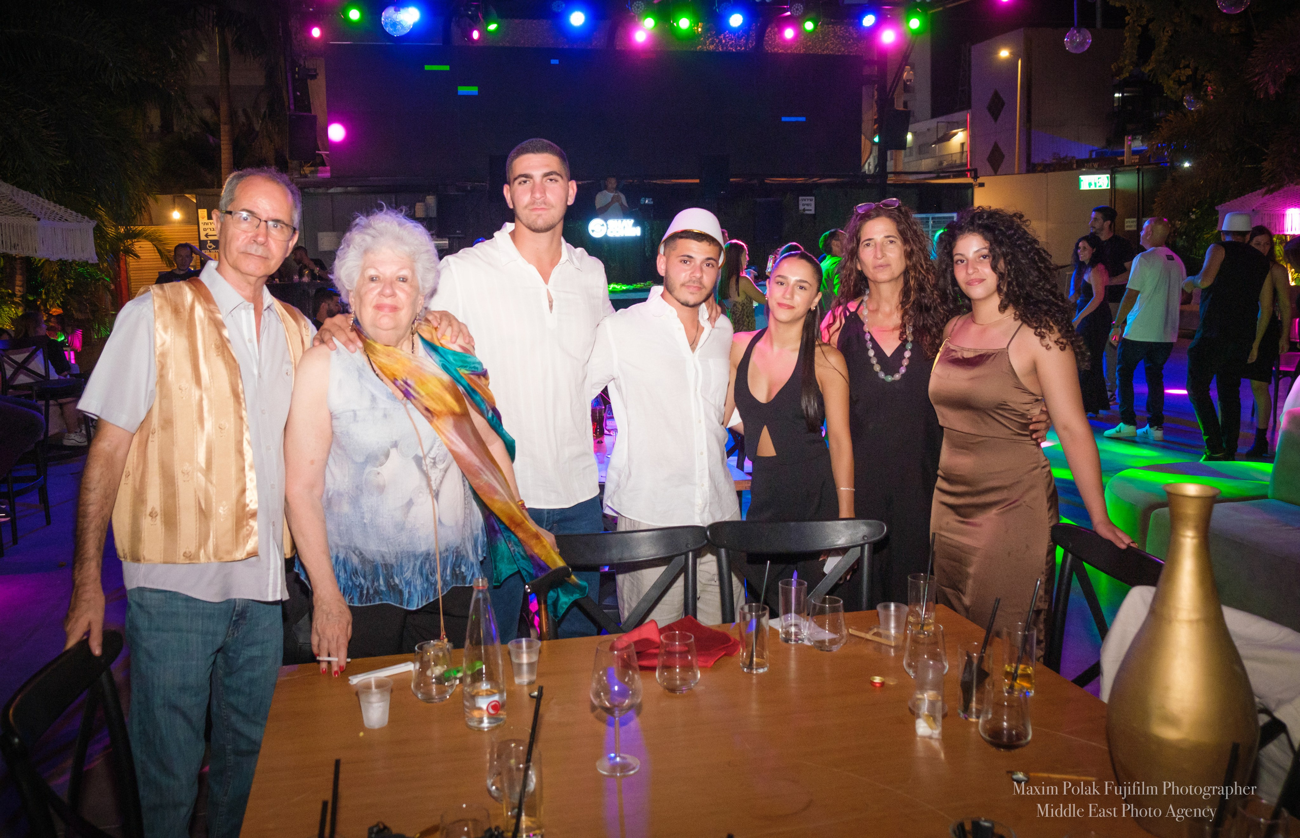 החתונה. Middle East Photo Agency — Photography & Event Magnets — סוכנות צילום והדפסת מגנטים לאירועים