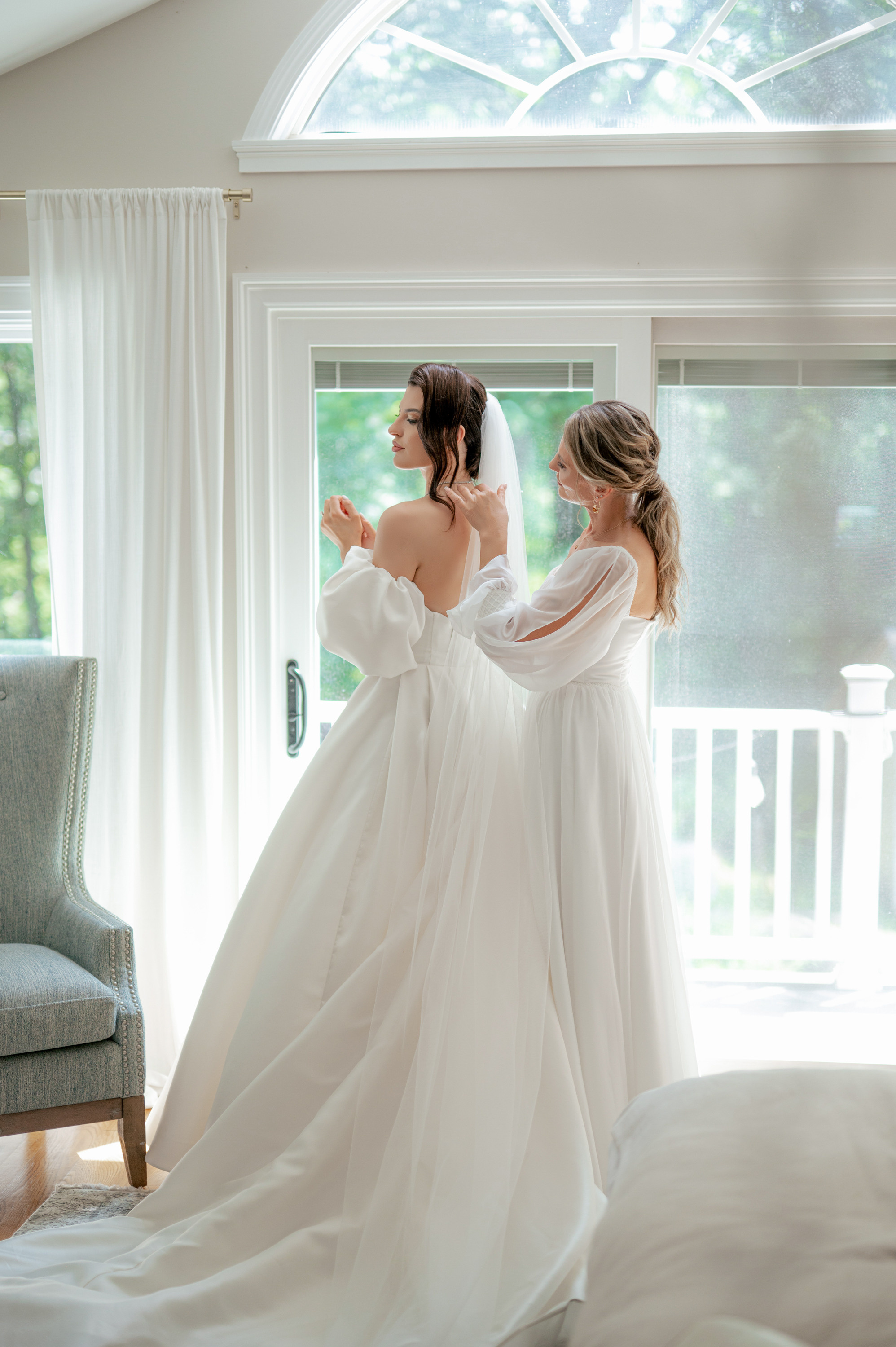 a bride is getting ready to go to her wedding