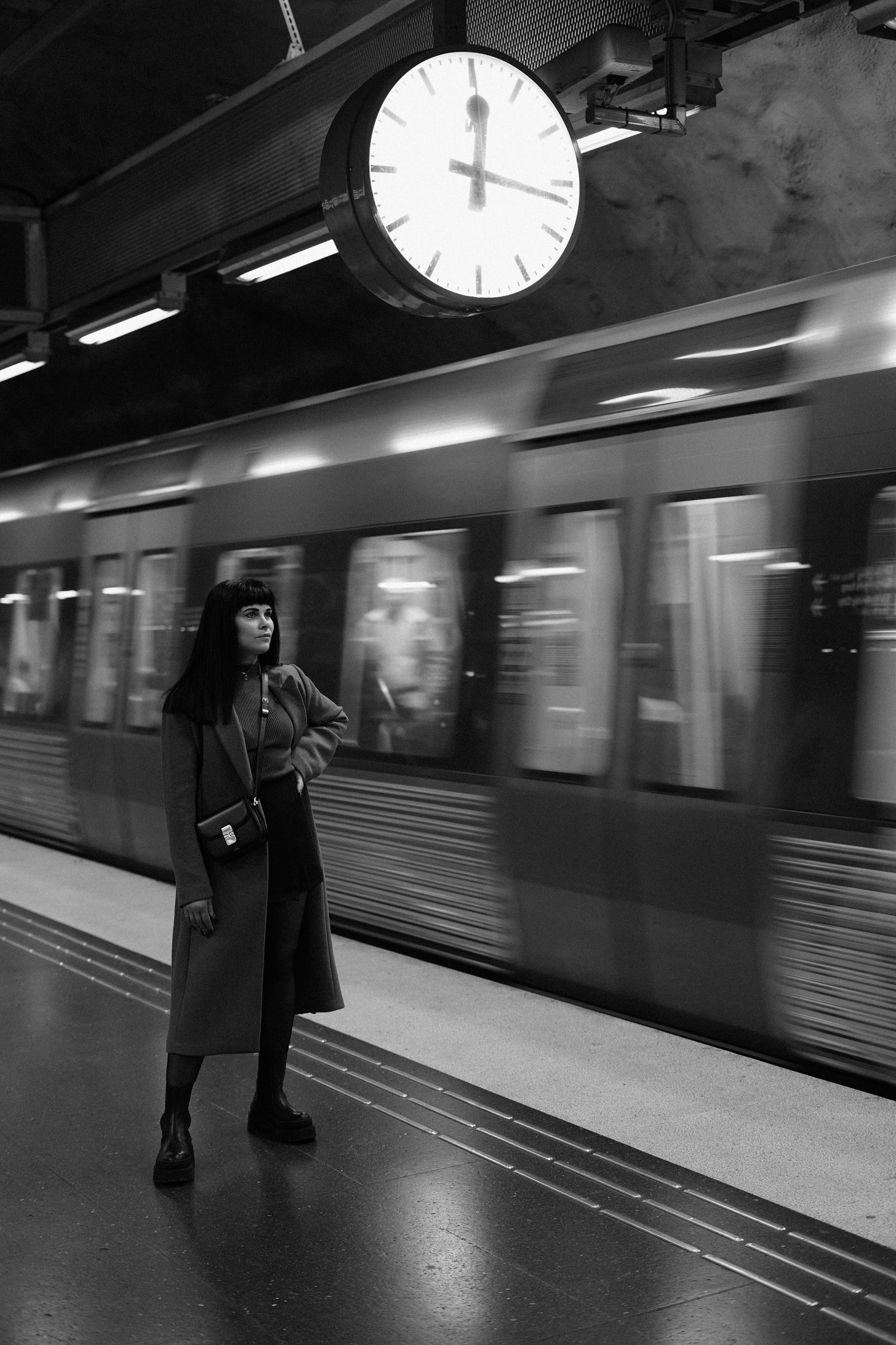 Cinematic urban portrait photo shoot, Stockholm photographer, фотограф в Стокгольме. Photographer in Stockholm