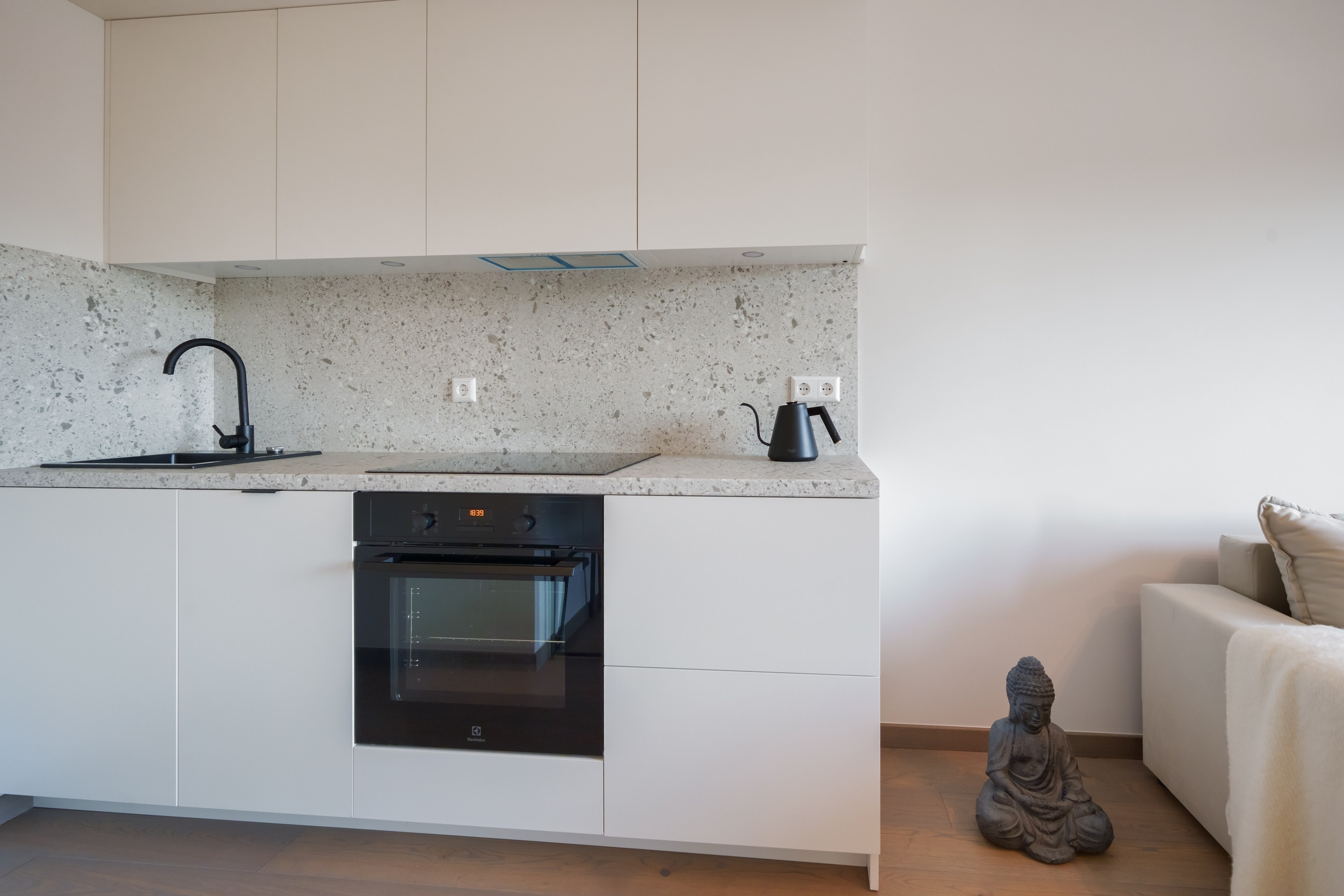 Kaukysos g. 3. Elina Sapiega fotografė Vilniuje