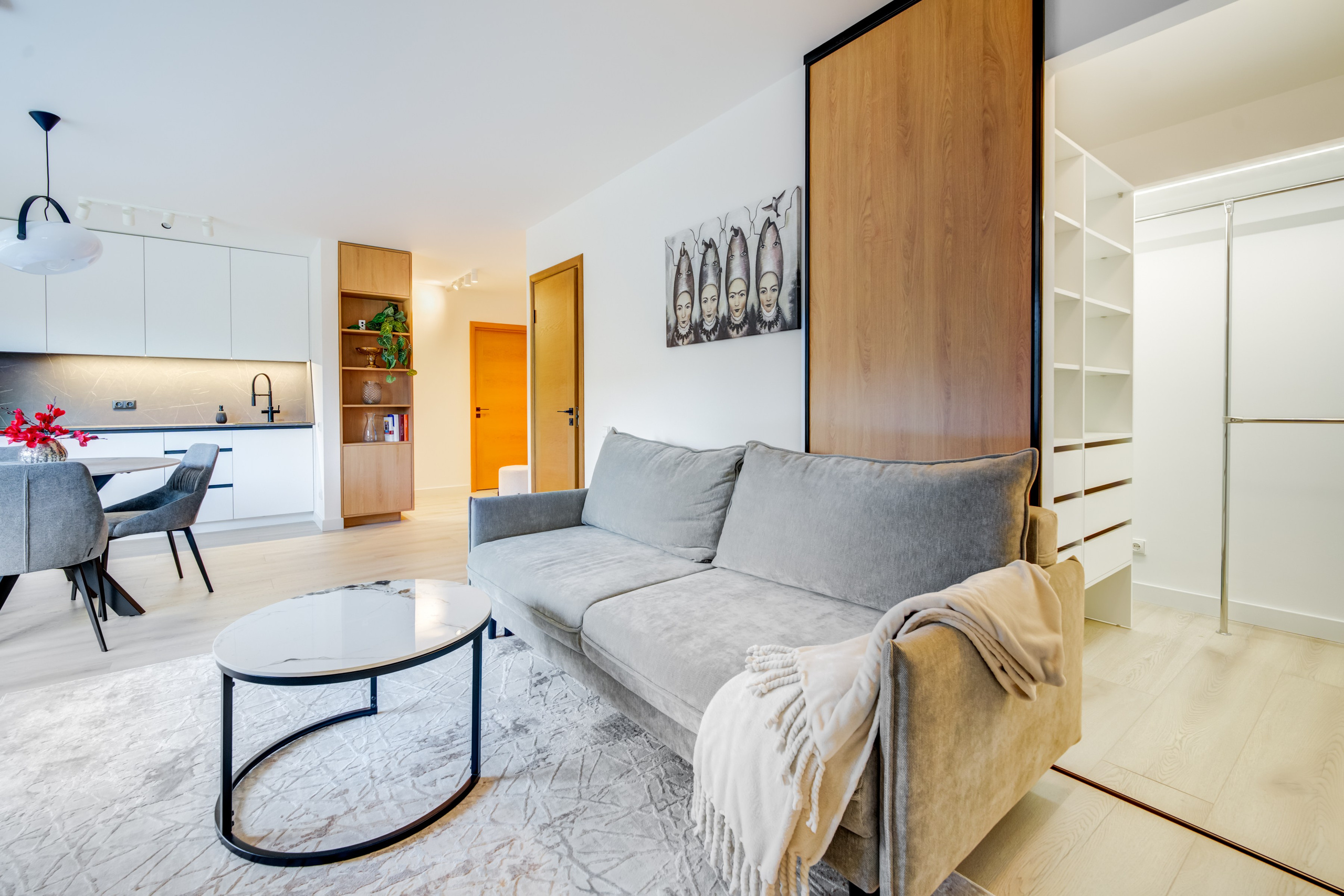 Birželio 23-sios g. 15. Elina Sapiega fotografė Vilniuje