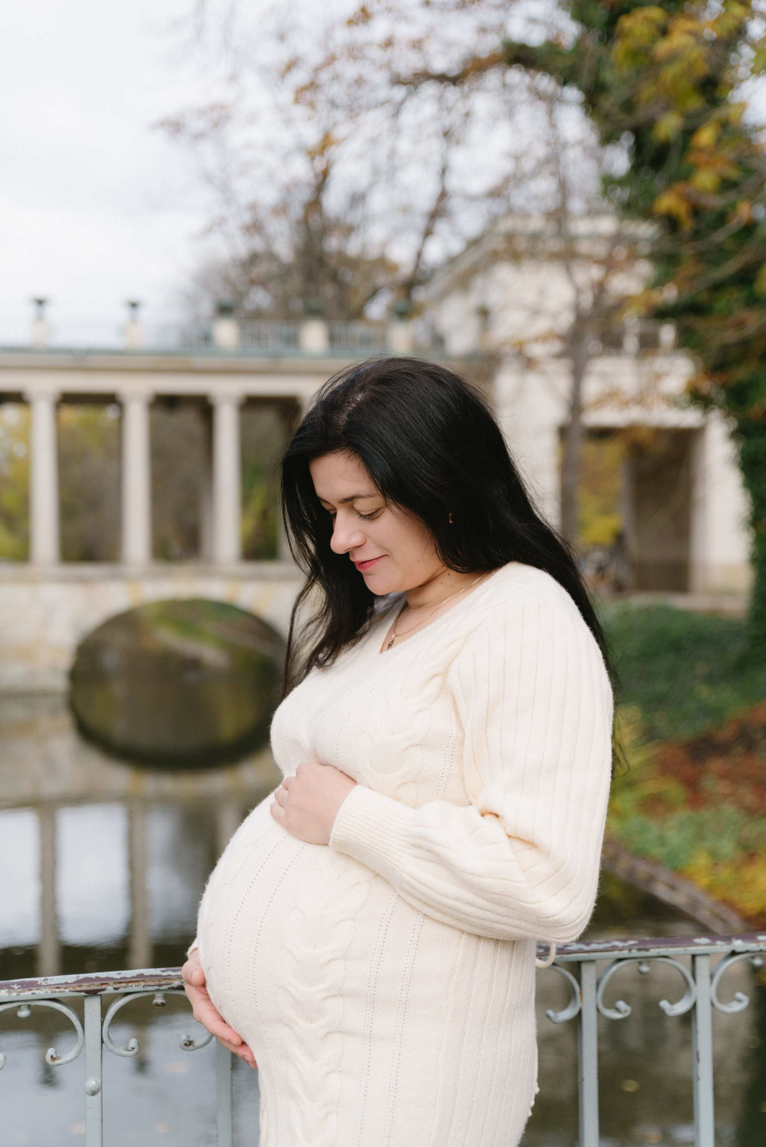 Sesja ciążowa Asia. Eugene Save – Fotograf Ślubny i Rodzinny | Warszawa i Cała Polska