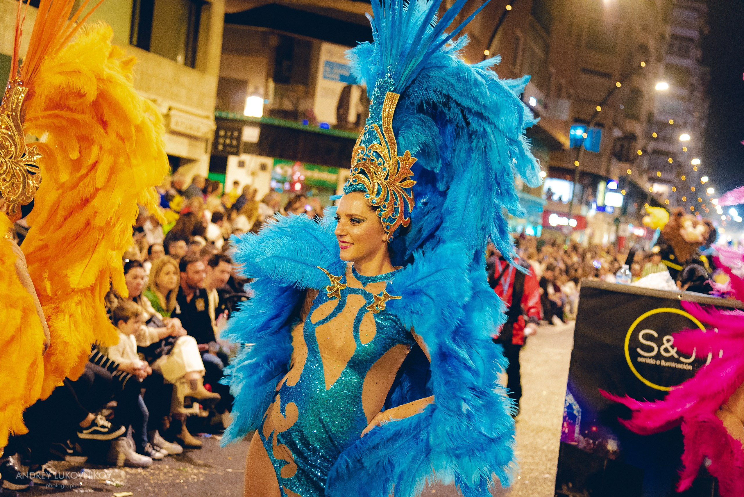 Photo report from the night carnival in Murcia | Reportage photographer Andrey Lukovnikov