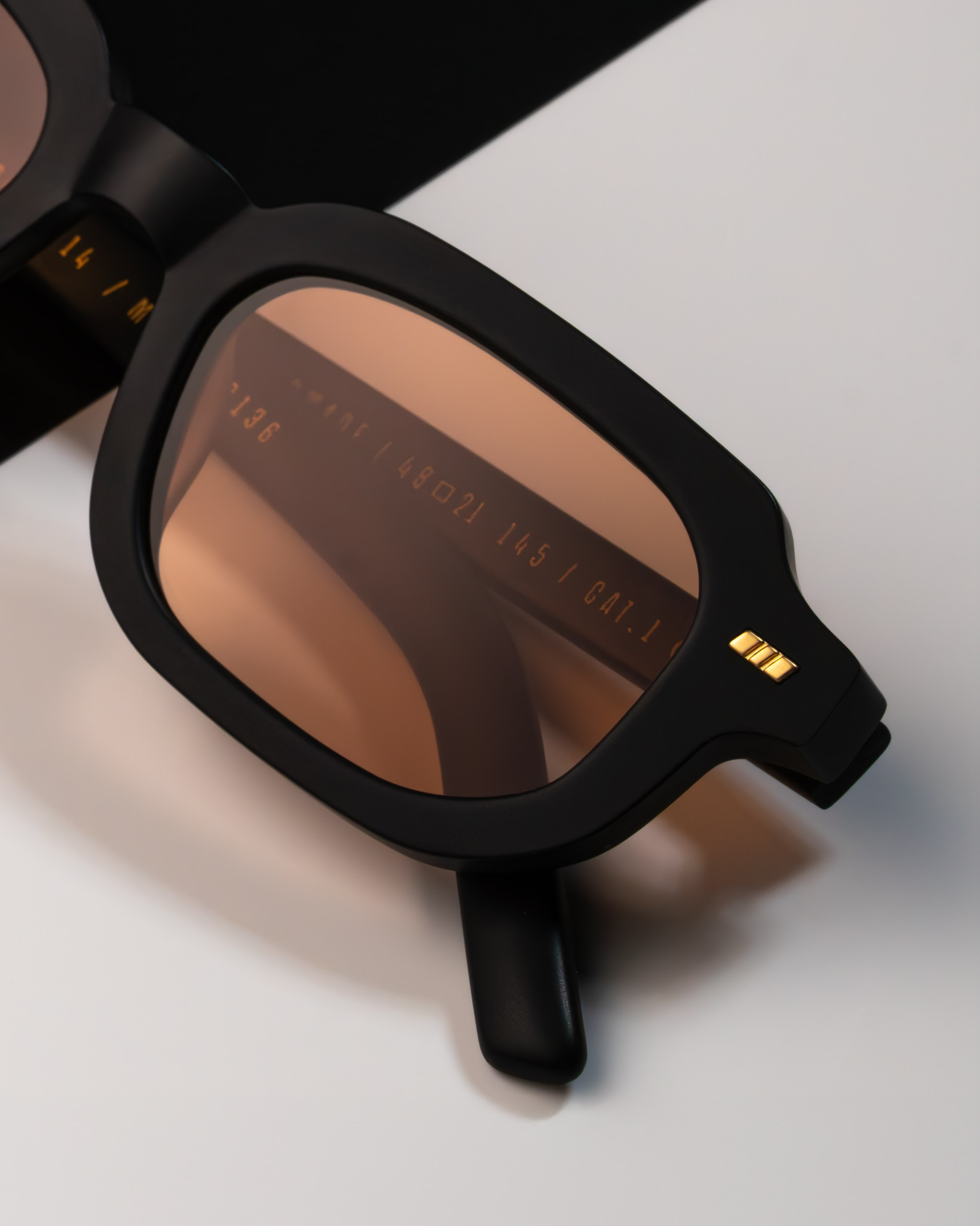 Fashion glasses. Ellstudio film production