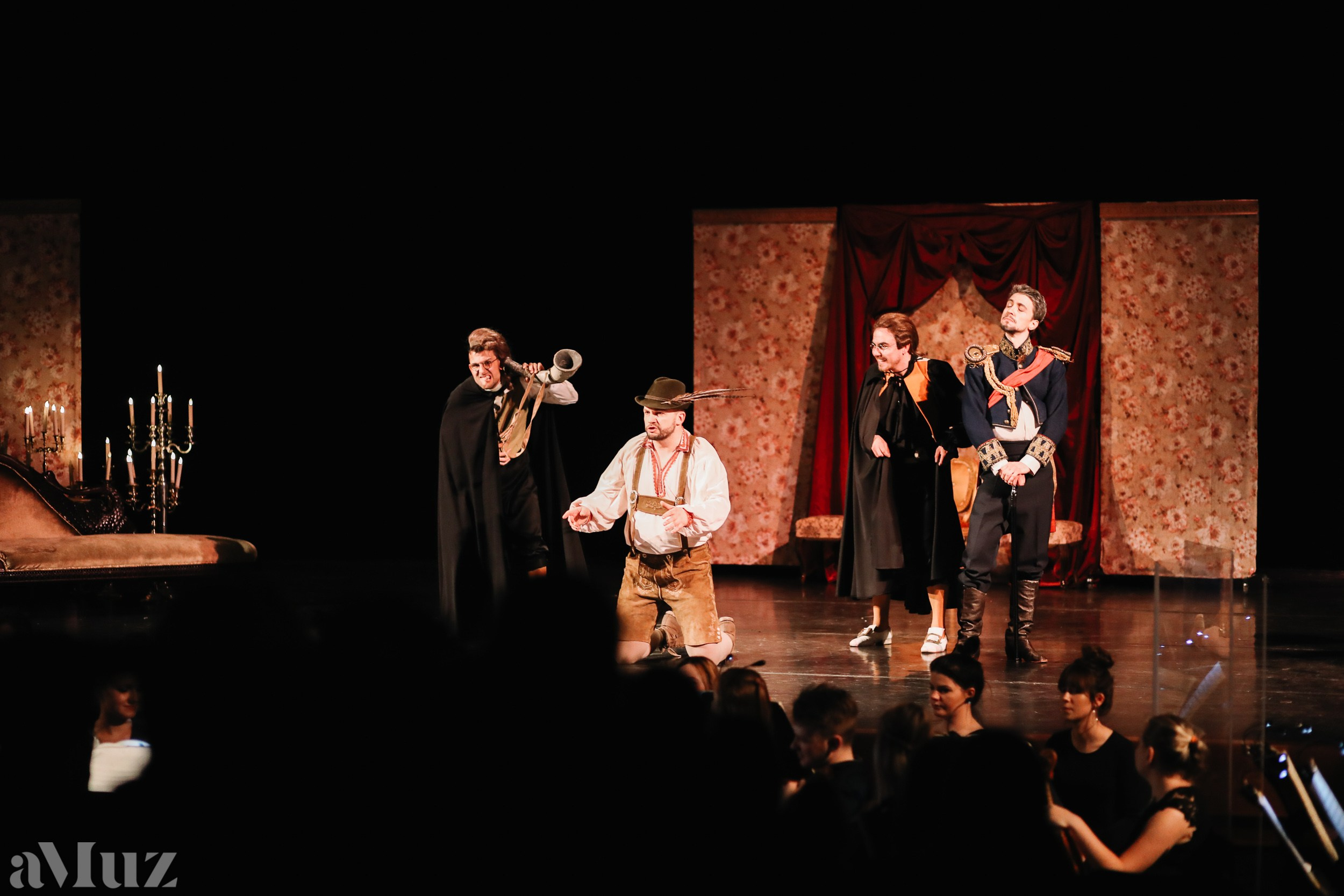 Opera Łąkowa. Fotograf Ślubny Warszawa - Sesje Biznesowe Rodzinne Eventy