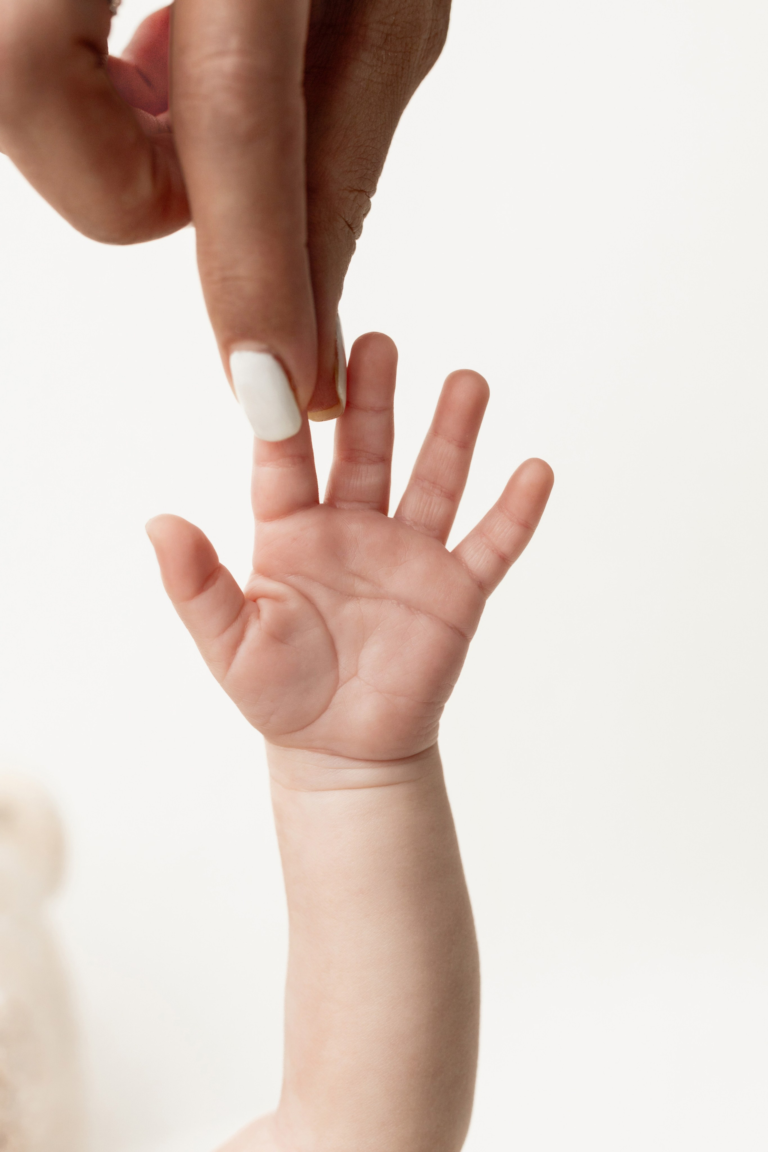 5–20 Days Newborn Photography in Toronto. Iana Banana | Toronto Maternity, Newborn & Family Photographer