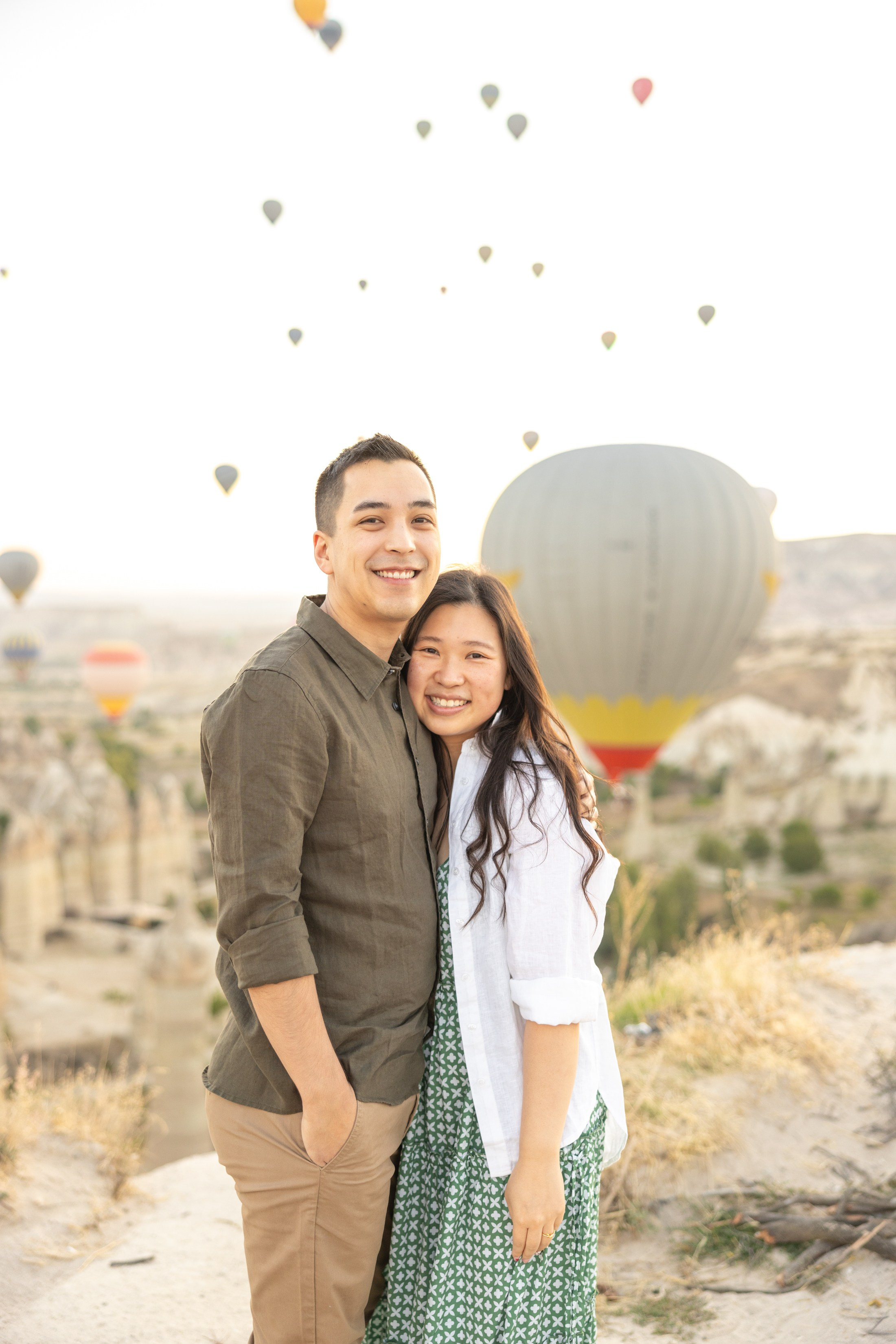 Romantic Love Story Photoshoot with Hot Air Balloons in Cappadocia. Julia Ganch I Fashion Wedding Photography I Cappadocia Turkey