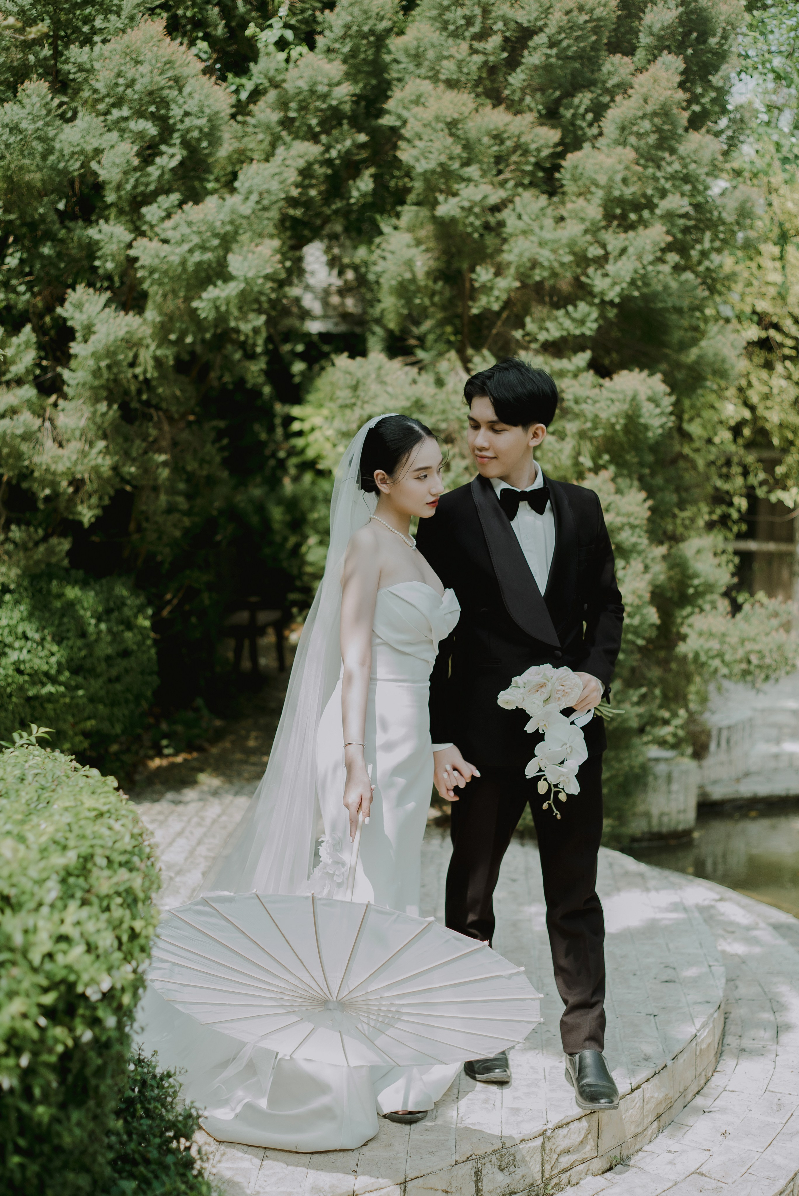 Khanh + Nguyen. BenColor Studio