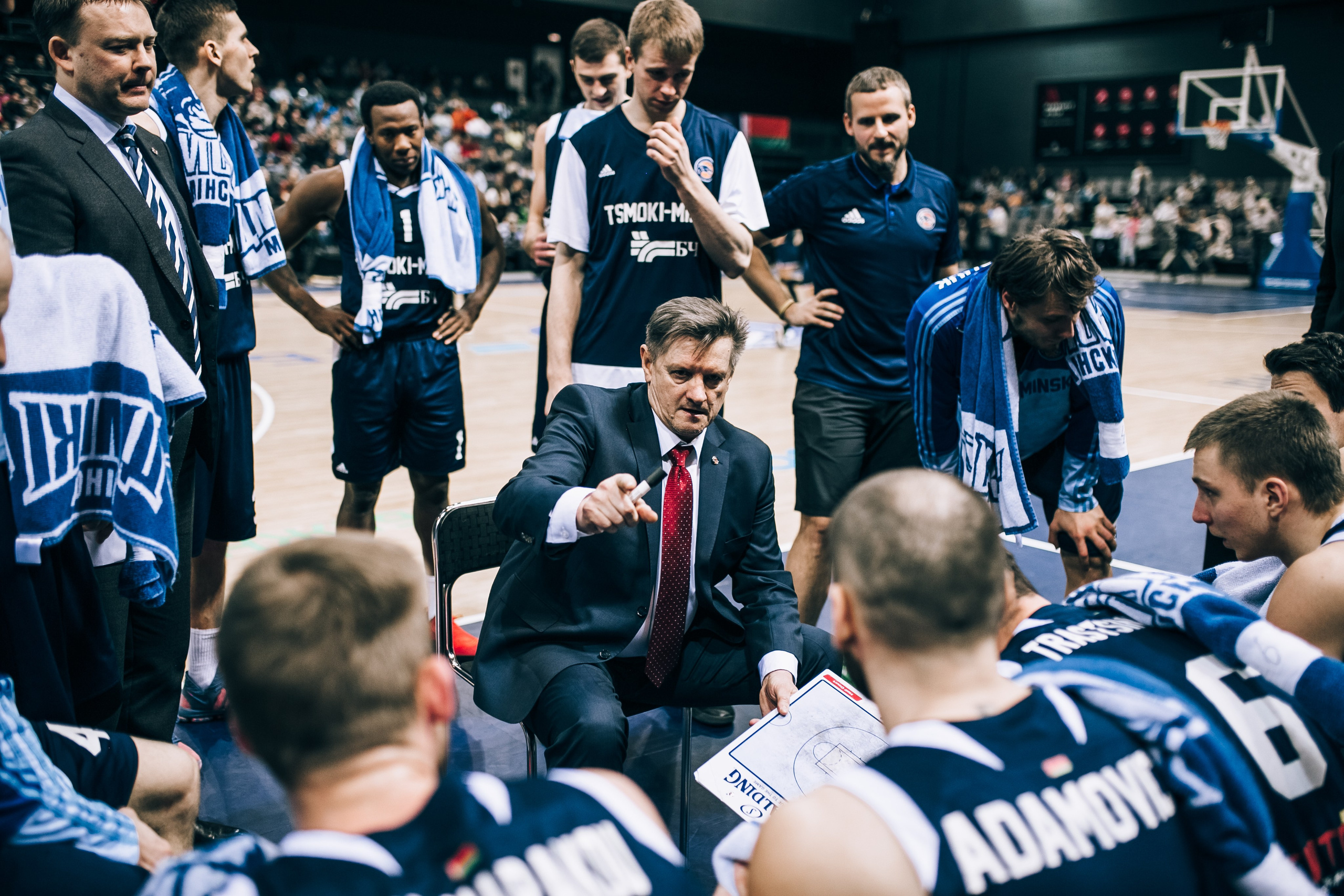 Basketball game Tsmoki-Minsk — Lokomotiv. Destination Wedding photographer Italy, France, Germany, Spain, Poland Oleg Zaicev